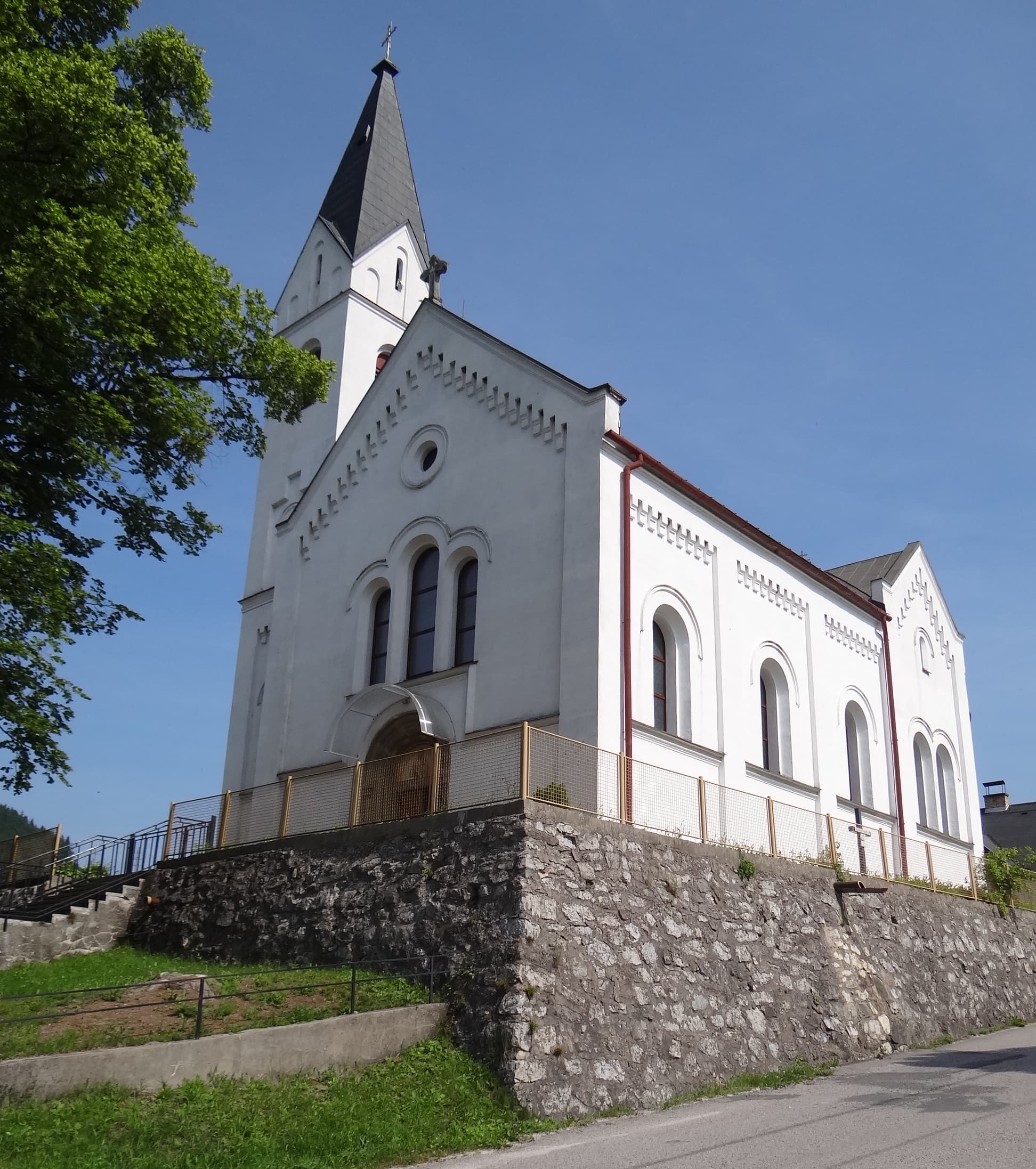 Saint Michael church in Valaská Dubová
