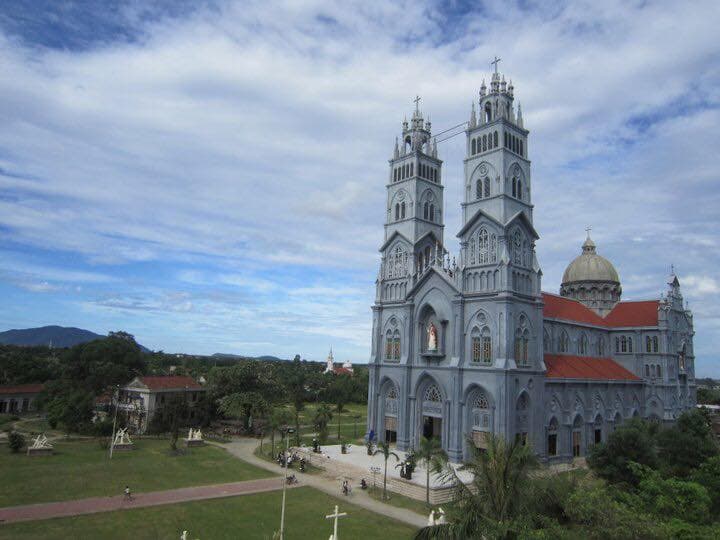 Văn Hạnh Cathedral