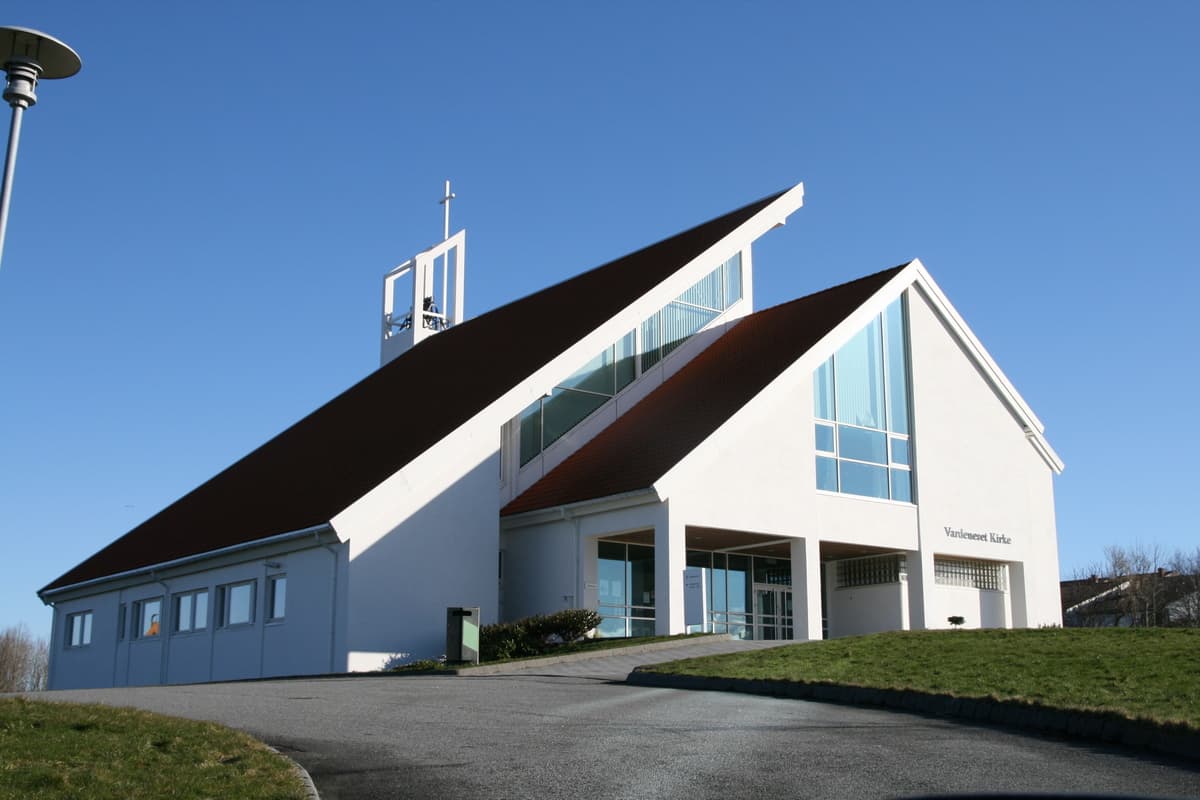 Vardeneset Church
