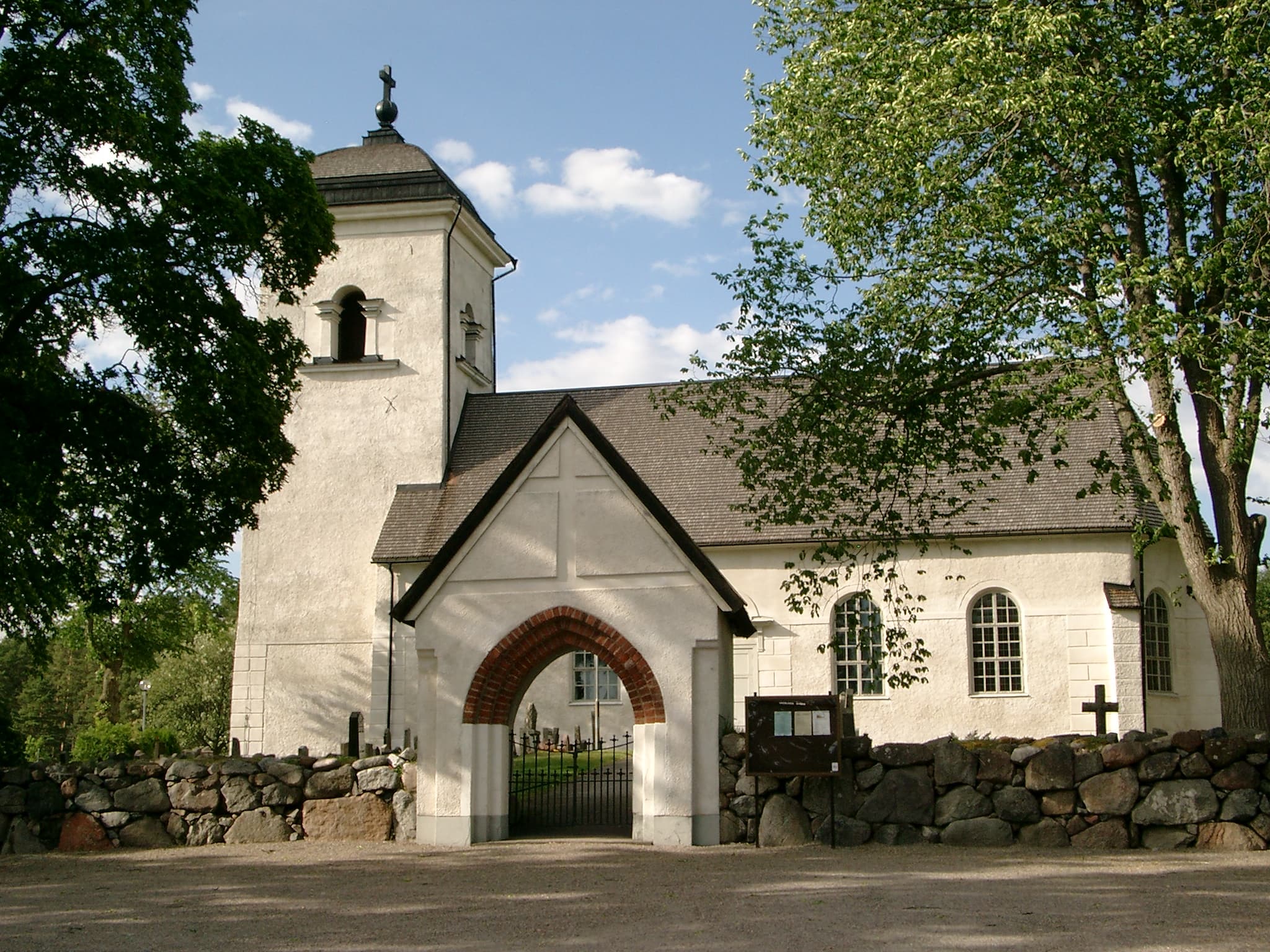 Vassunda church