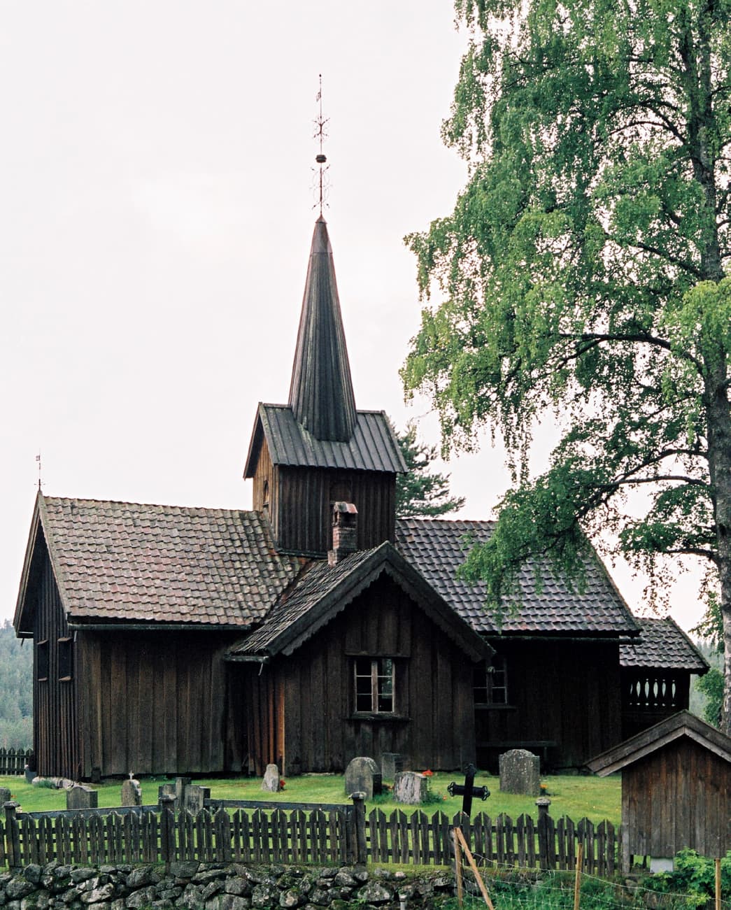 Vatnås church