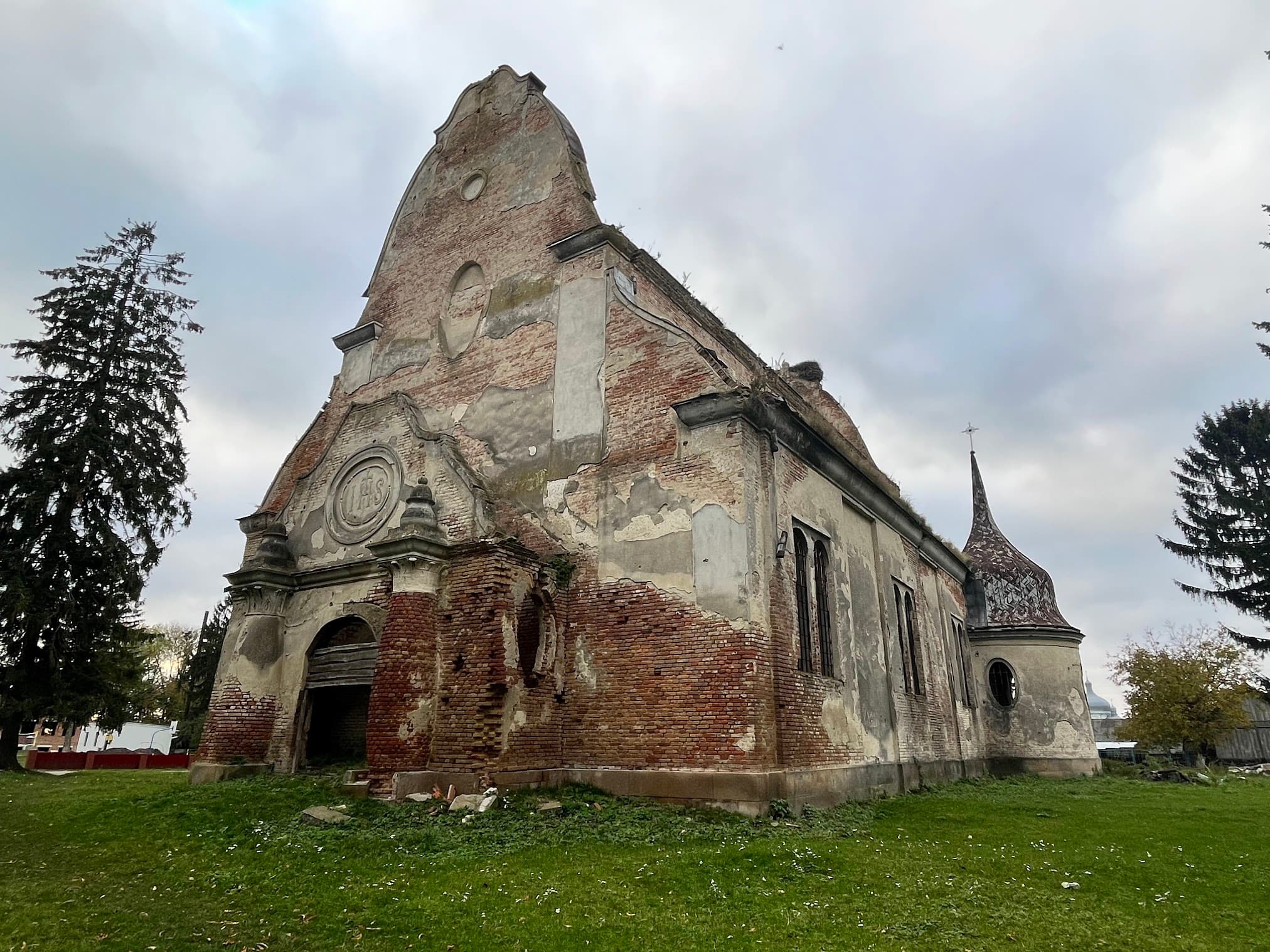 Church of the Mother of God the Comforter and Saint Joseph the Beloved, Velykyi Khodachkiv