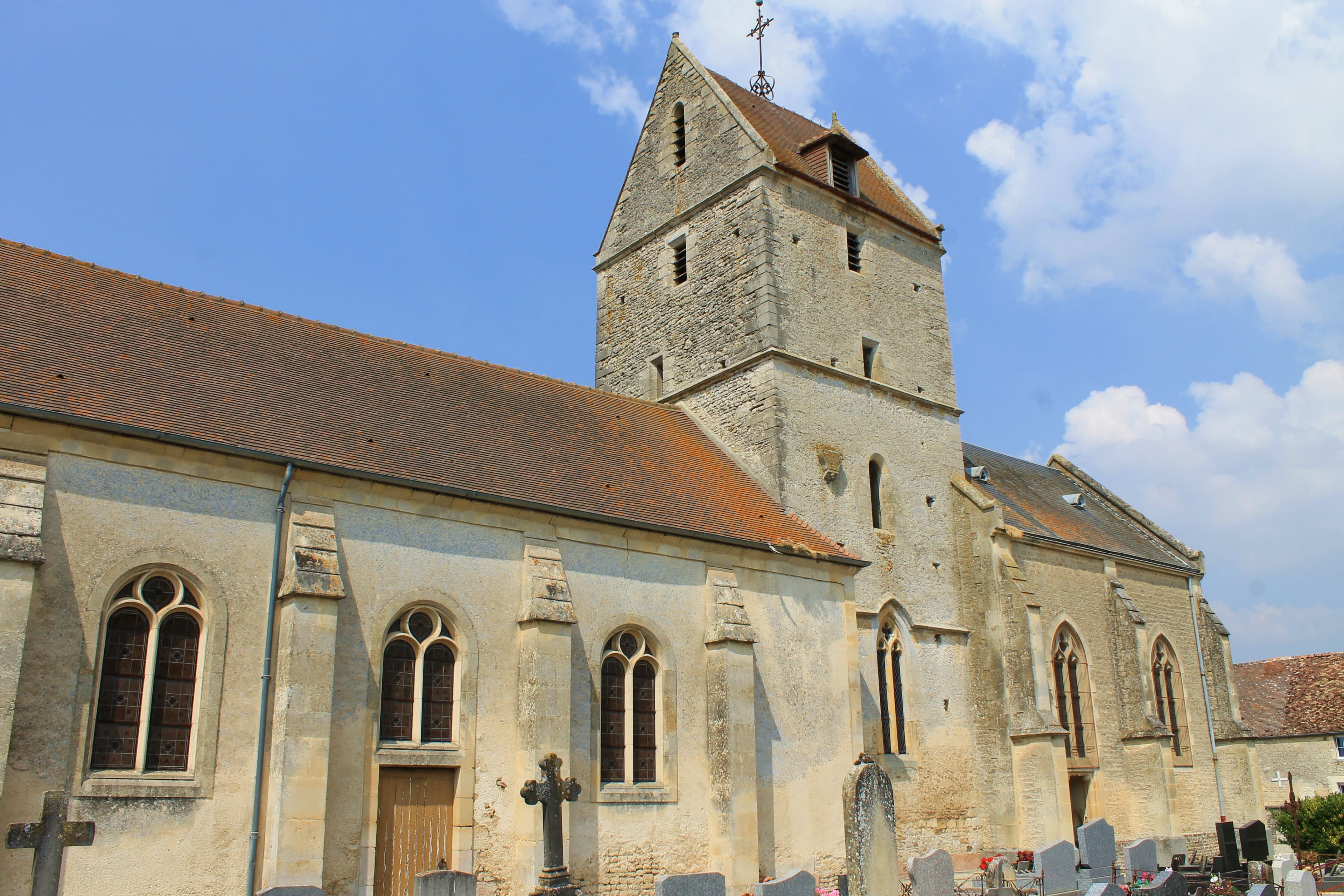église Saint-Pierre de Versainville