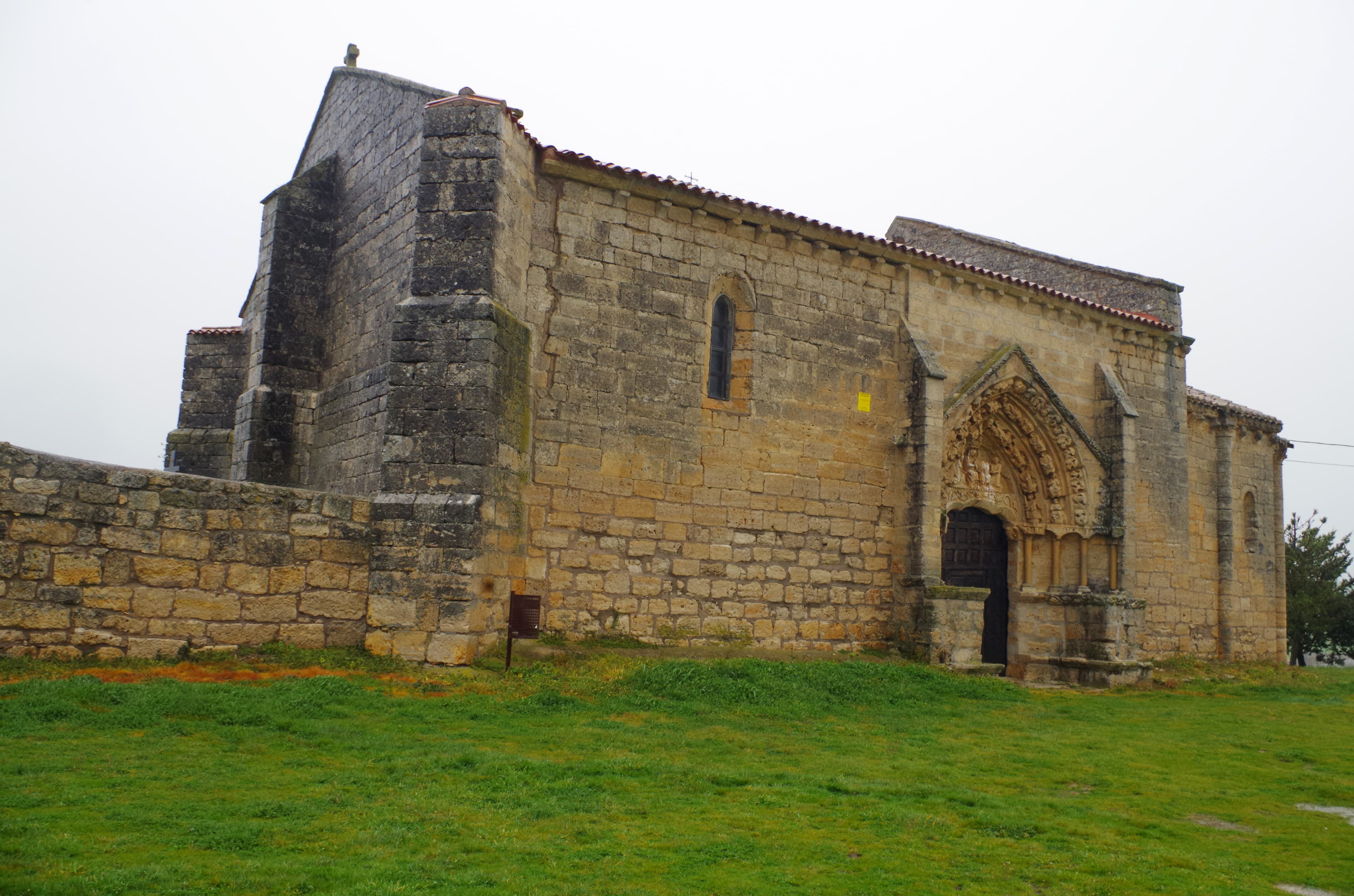 Church of Santiago Apóstol, Villaldemiro