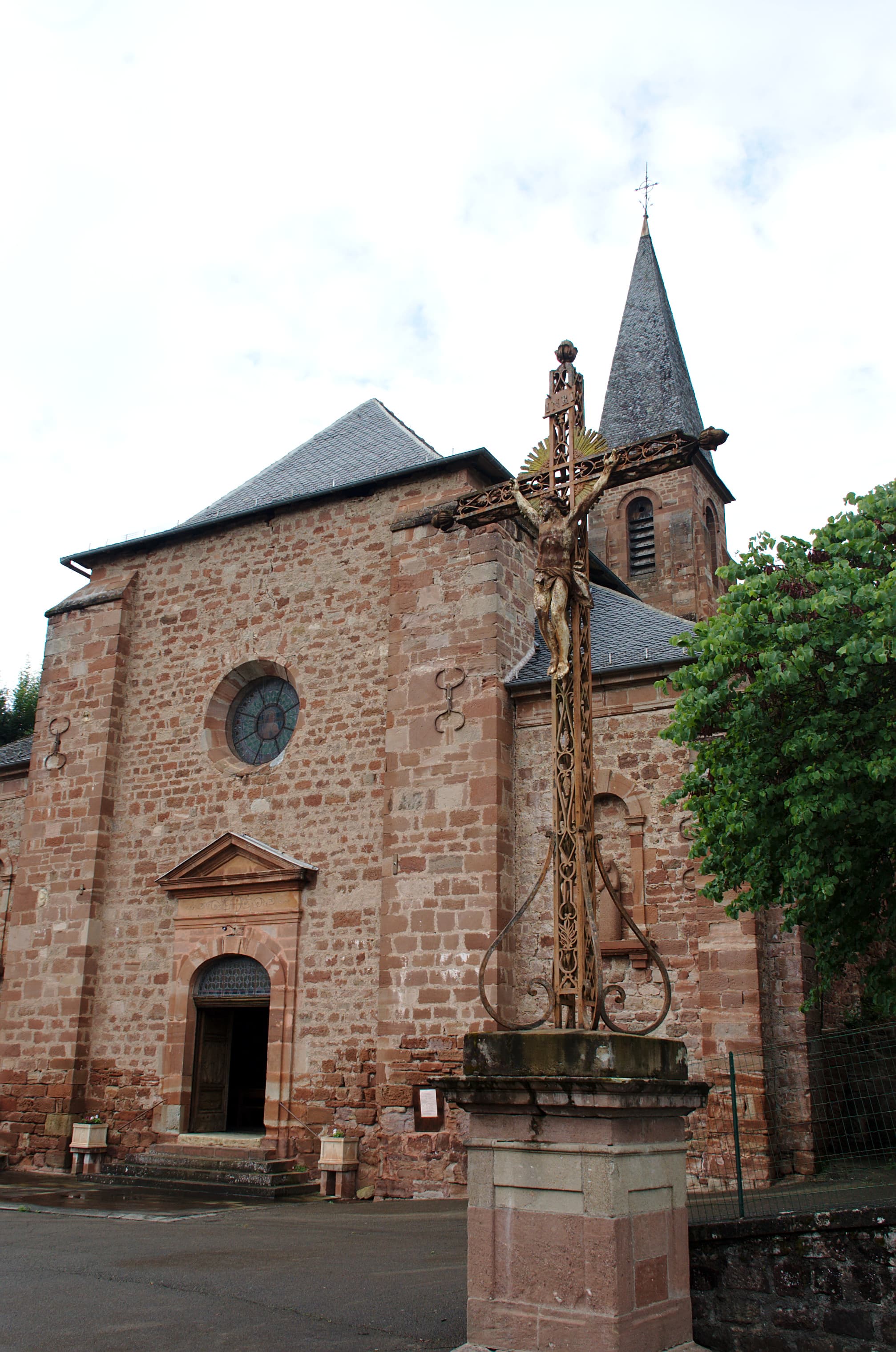 Église Saint-Barthélemy de Villecomtal