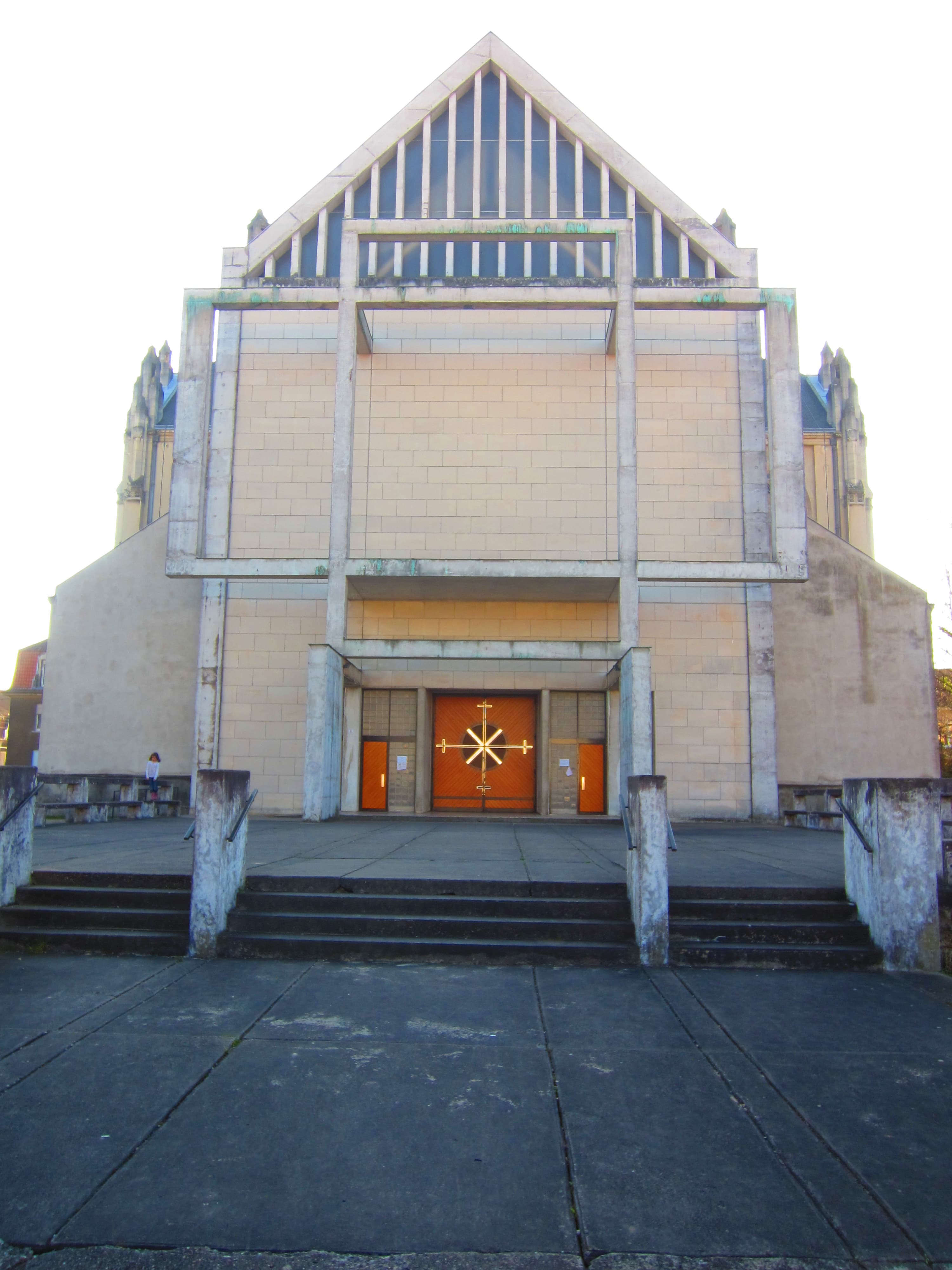 Église Sainte-Thérèse-de-l'enfant-Jésus de Villers-lès-Nancy
