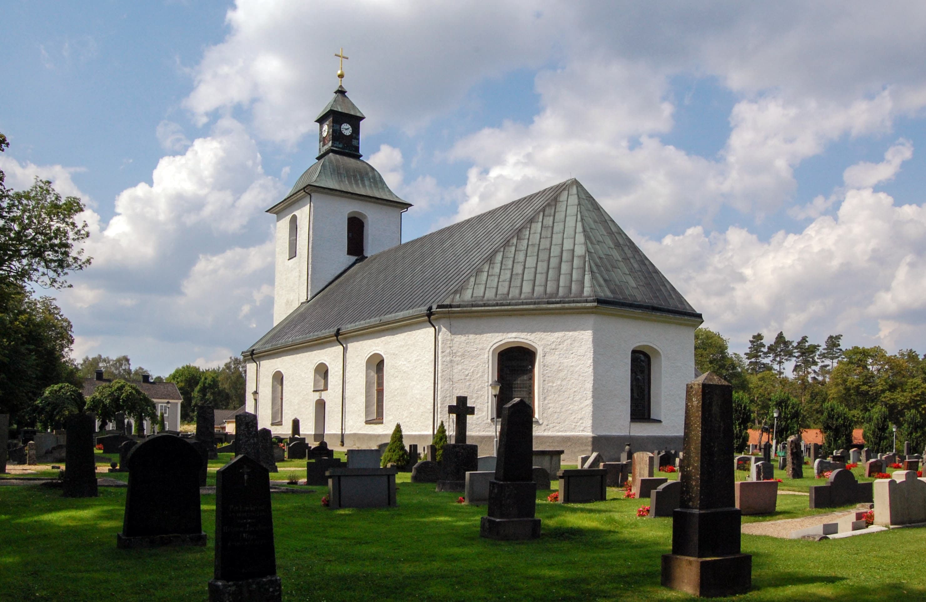 Vislanda Church