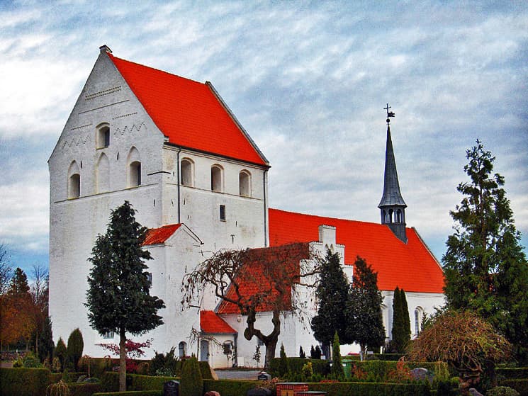 Vissenbjerg Church