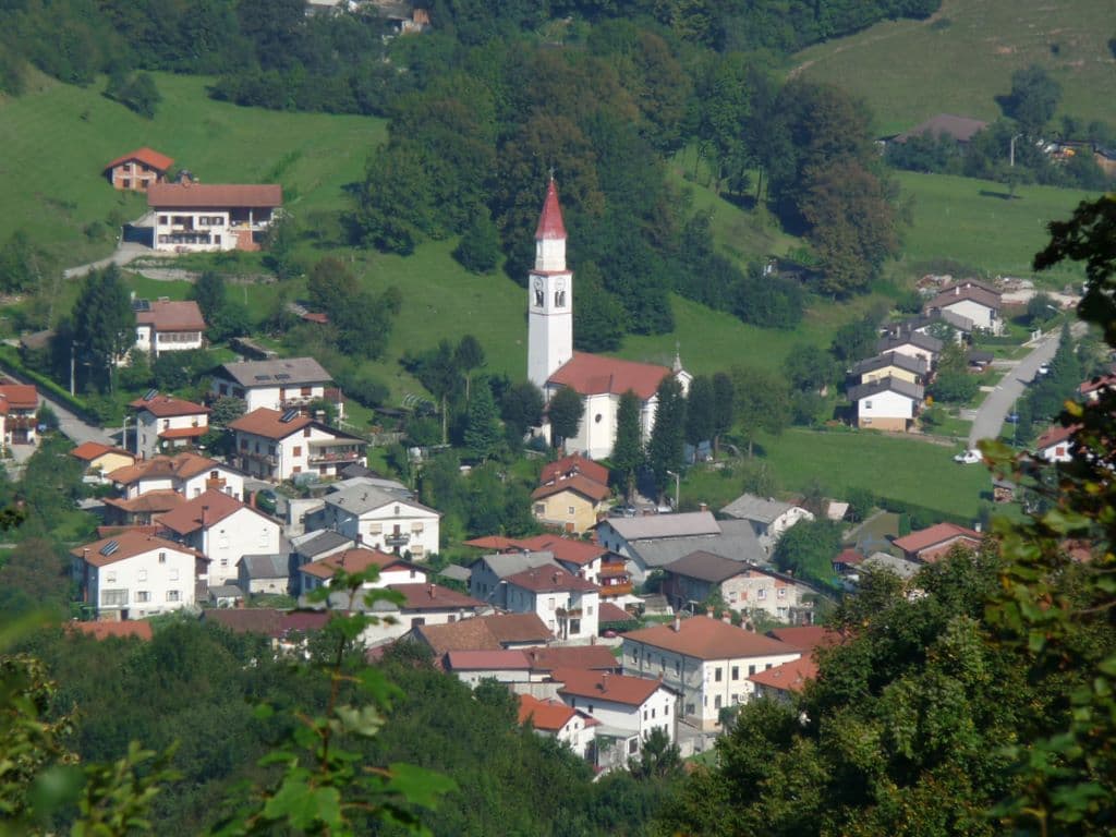 St. Leonard's Parish Church