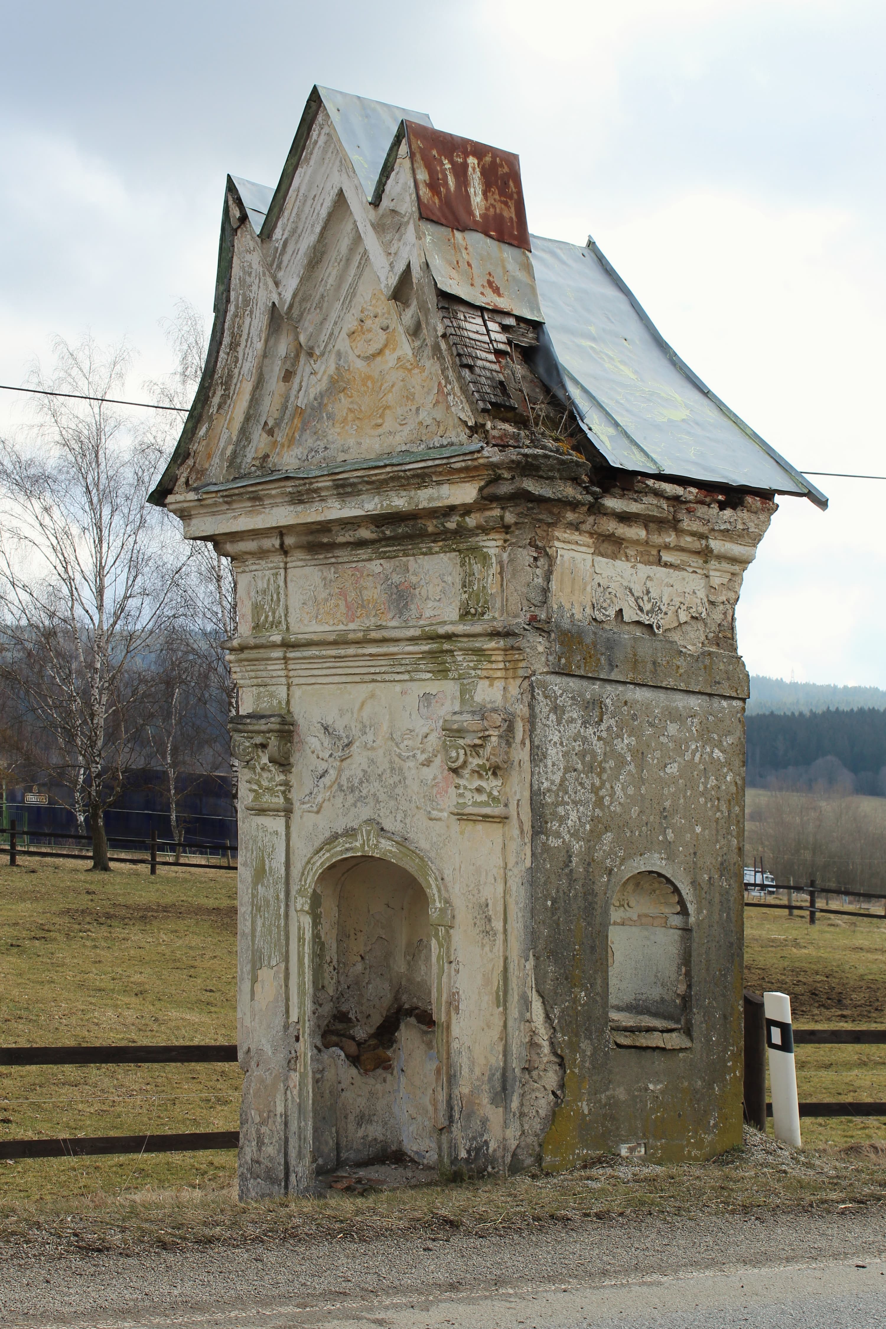 Chapel at the road to Chlum