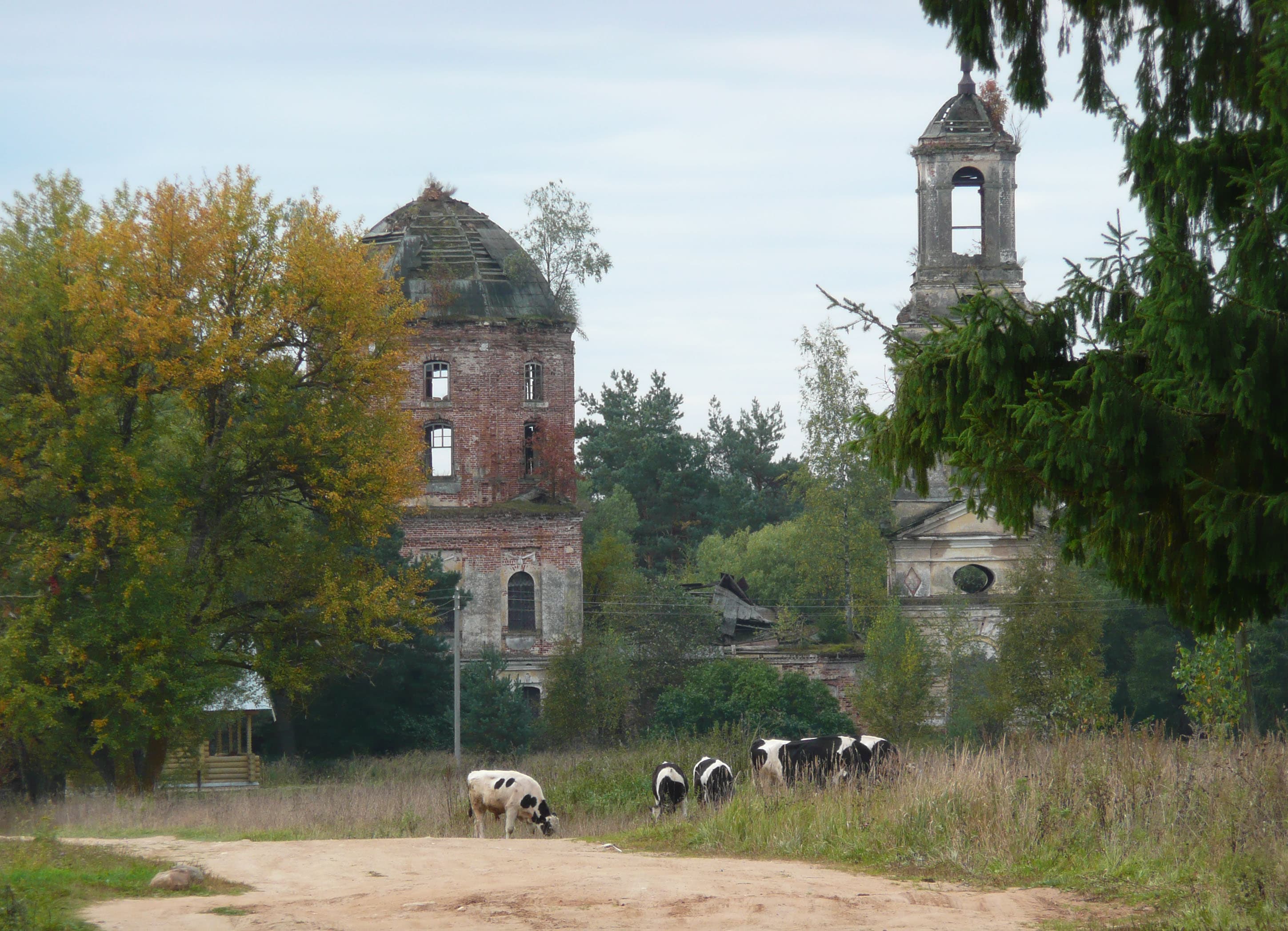 Exaltation of the Cross church, Voloskovo