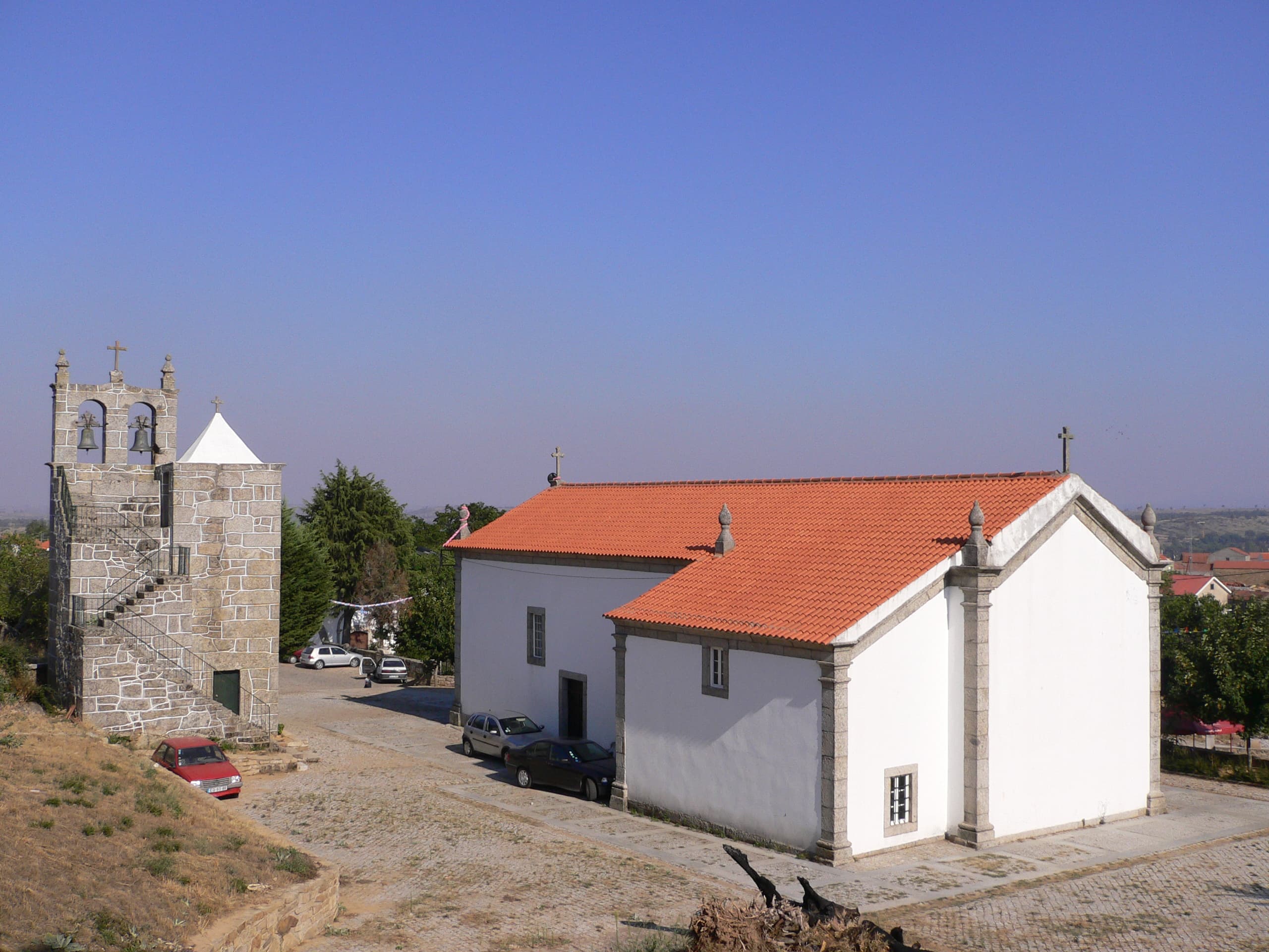 Igreja Paroquial de Albardo