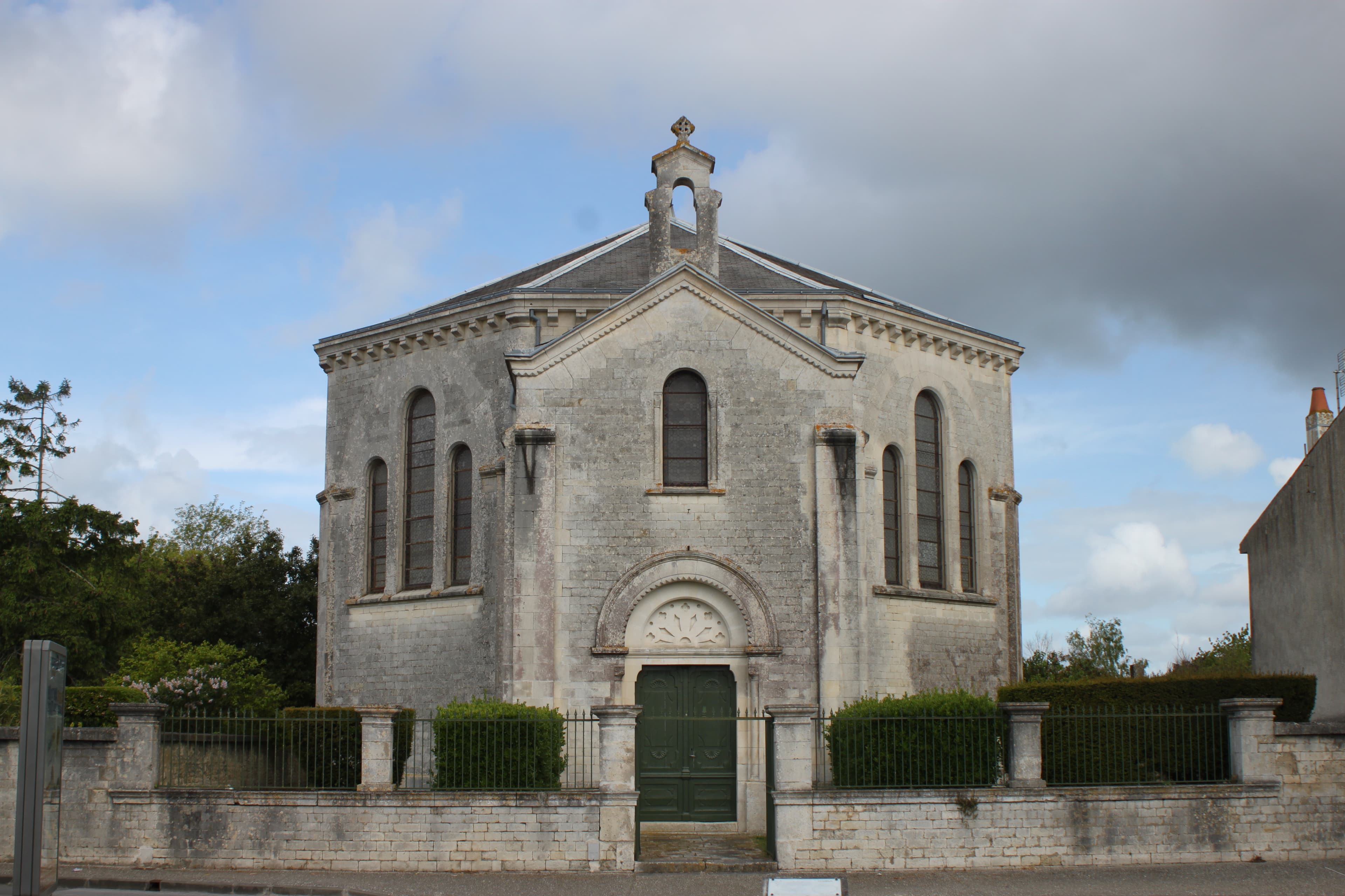 Temple de Saint-Sulpice-de-Royan