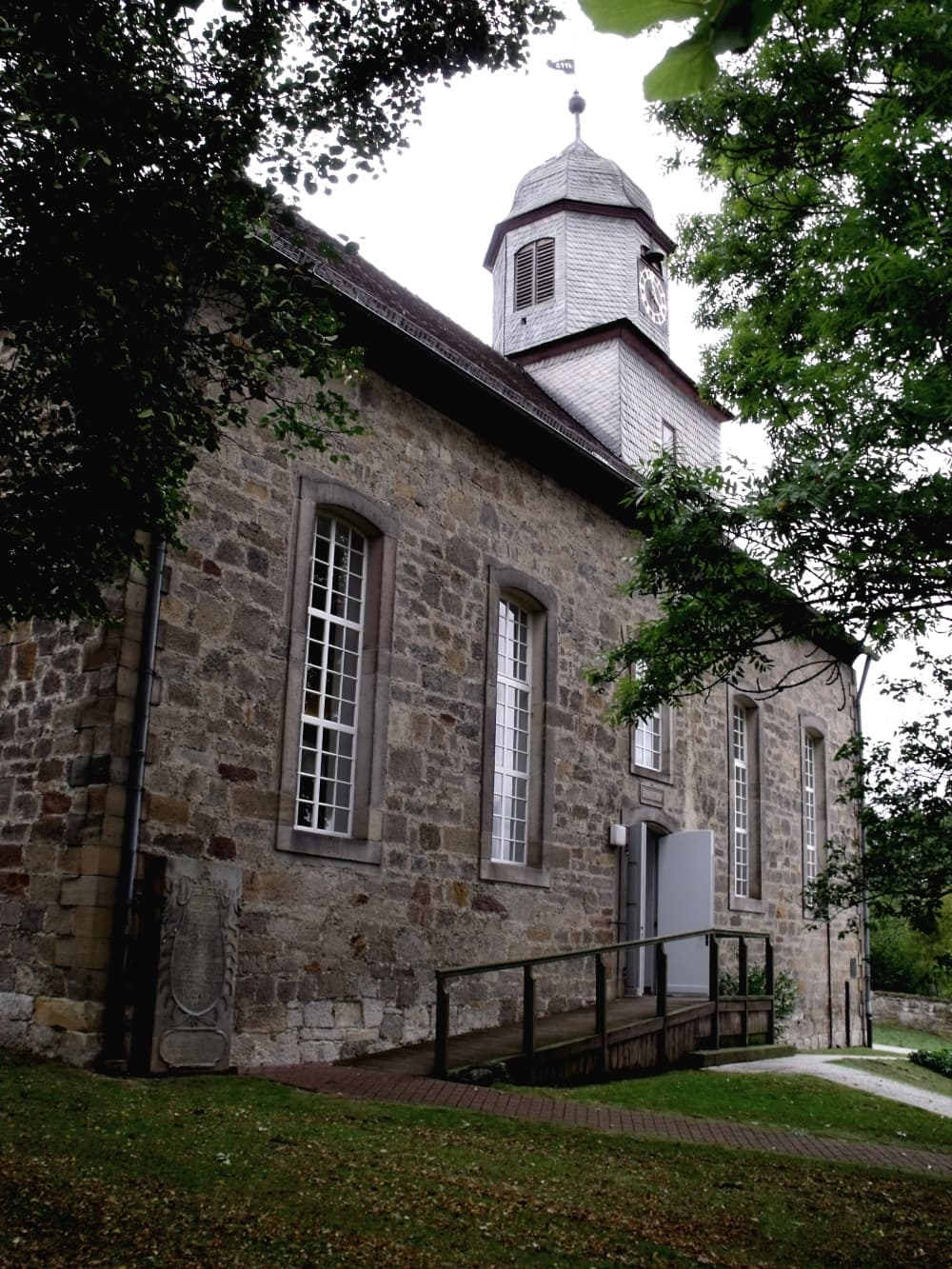 Evangelische Kirche Kirchbauna