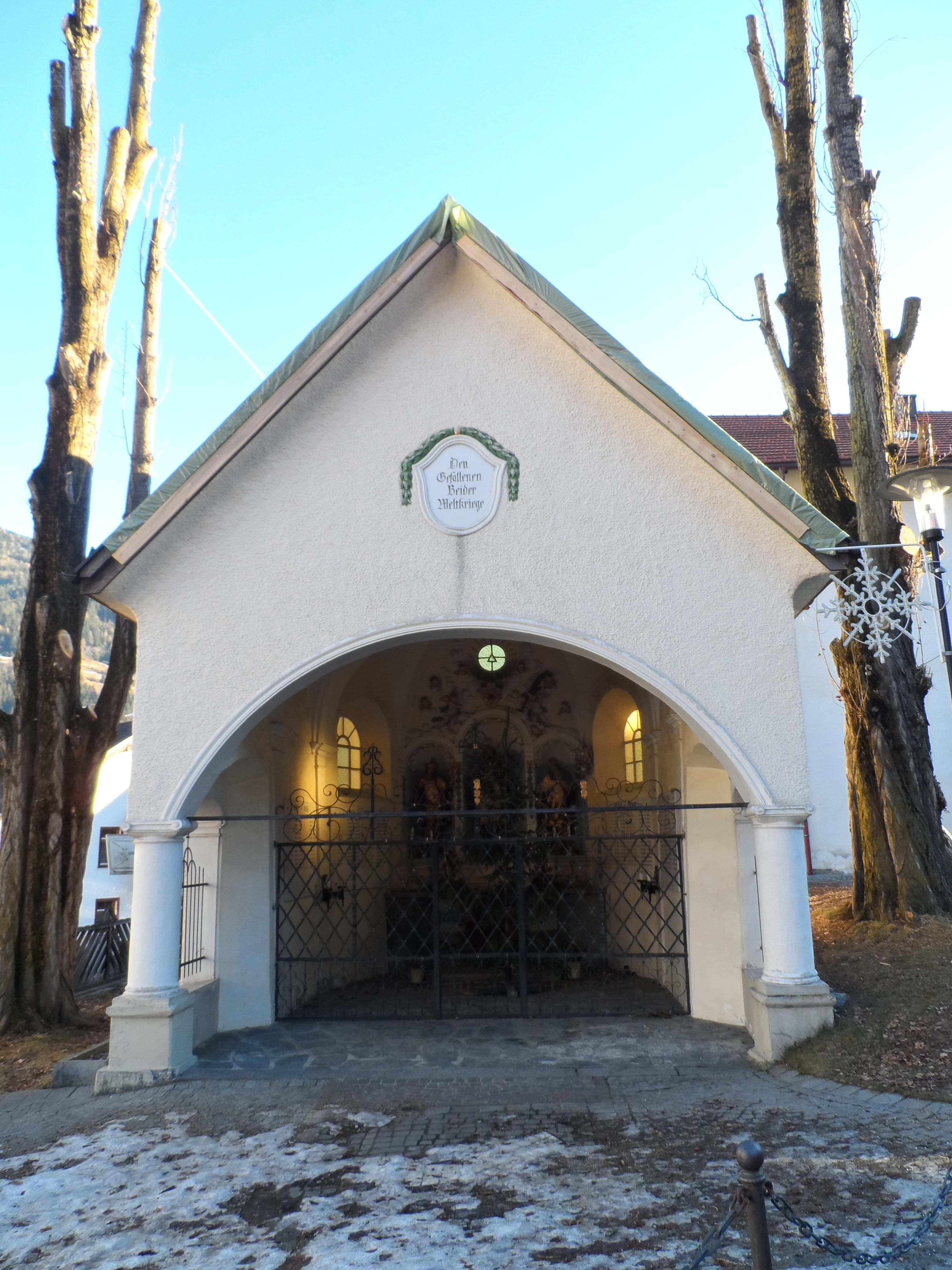Kapelle und Kriegerdenkmal, Wenns