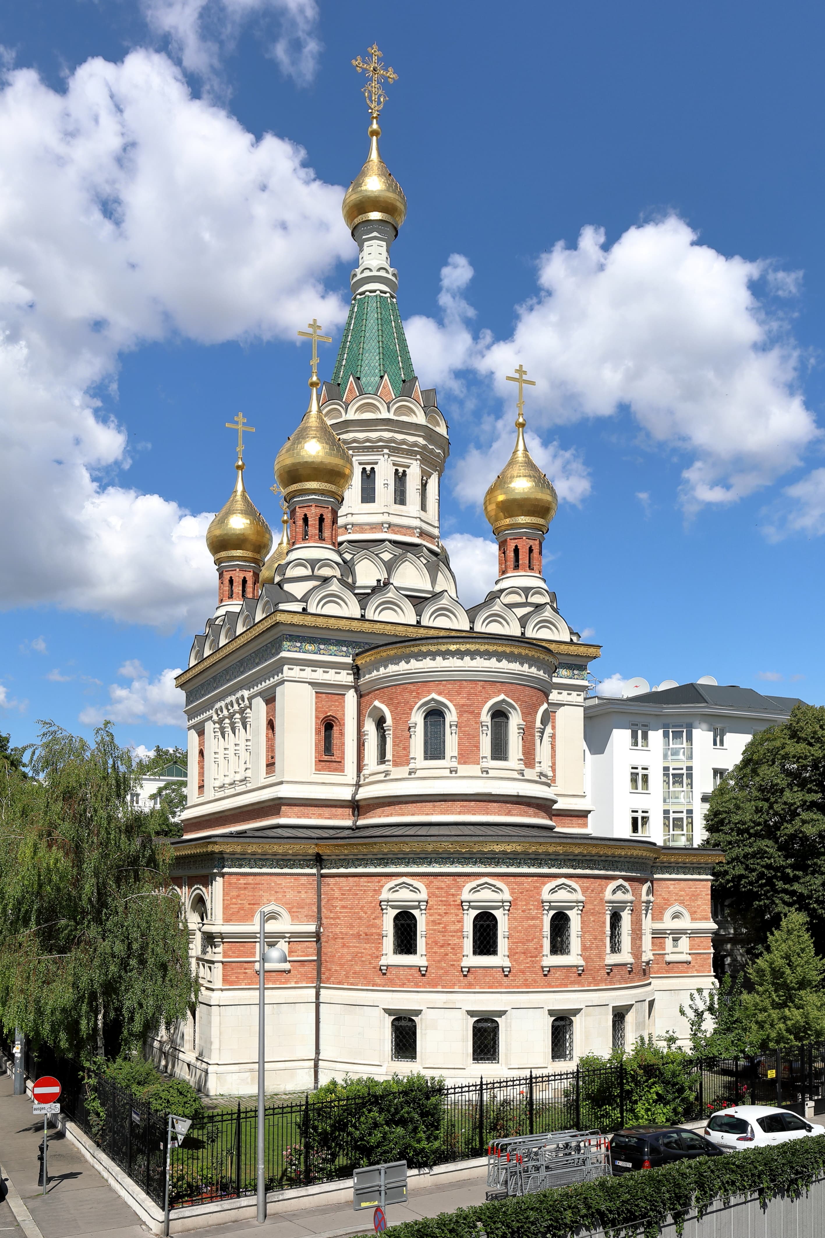 Saint Nicholas Cathedral, Vienna