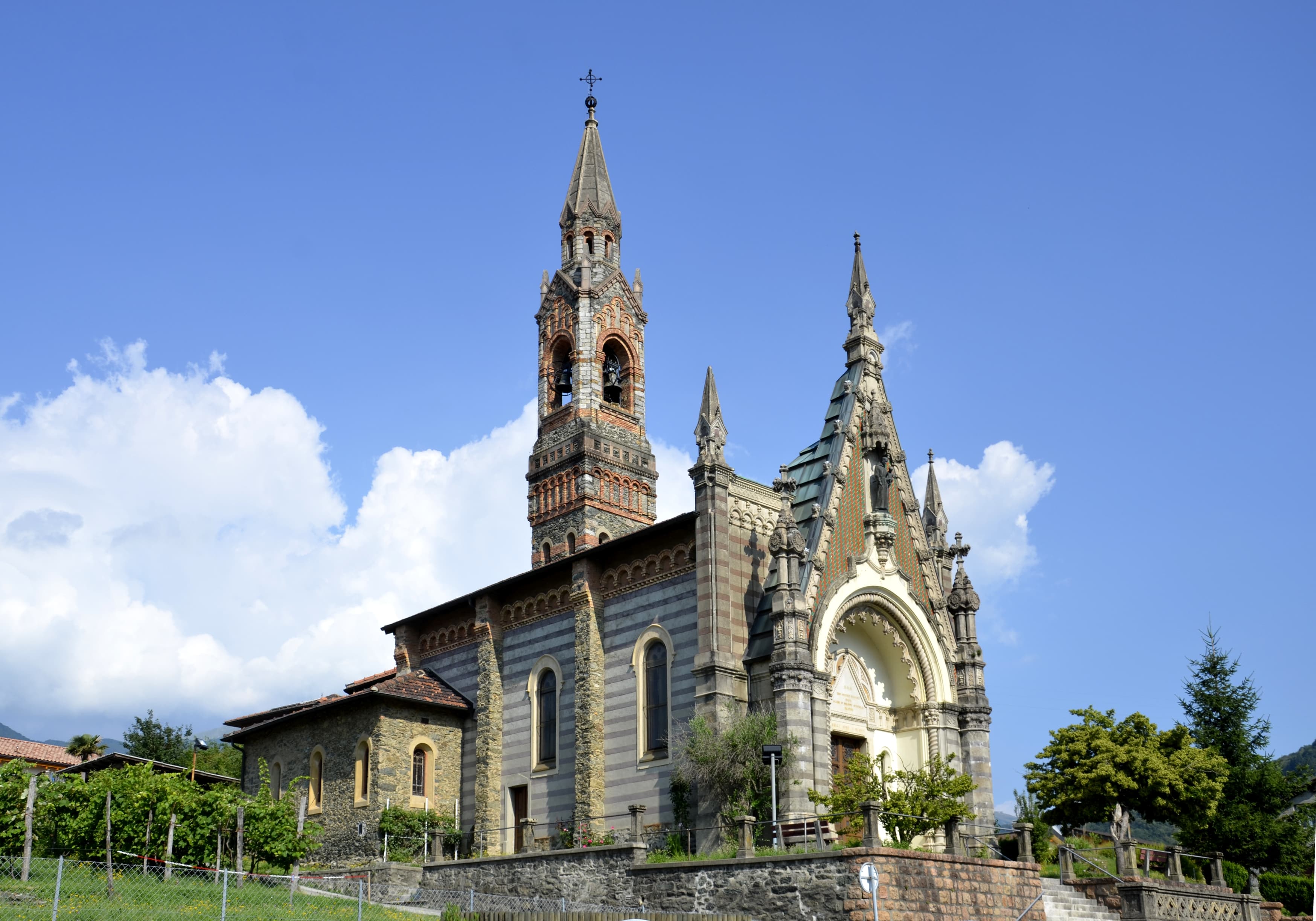 Chiesa parrocchiale dei SS. Antonio da Padova, Giacomo e Filippo