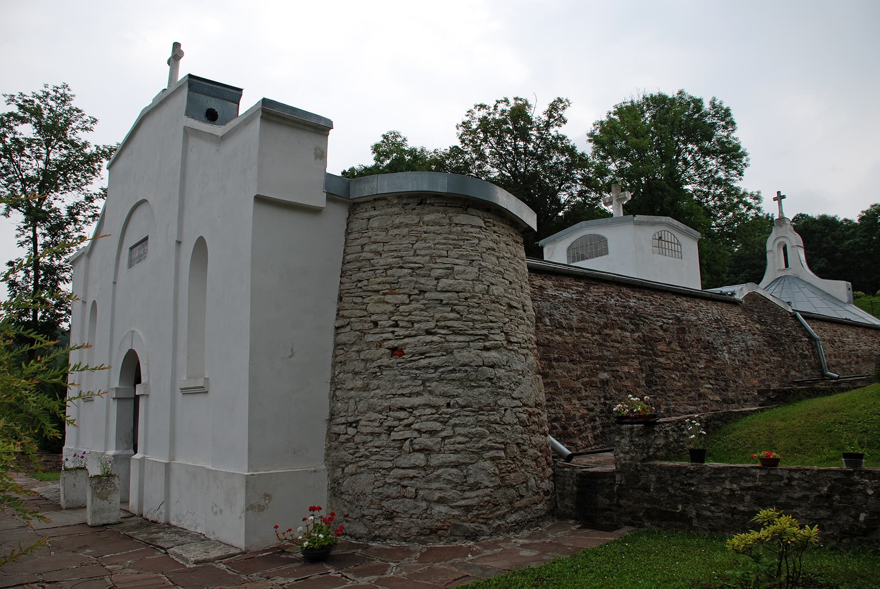 Burial vault of the Sisters of the Immaculate Conception of the Blessed Virgin Mary in Yazlovets