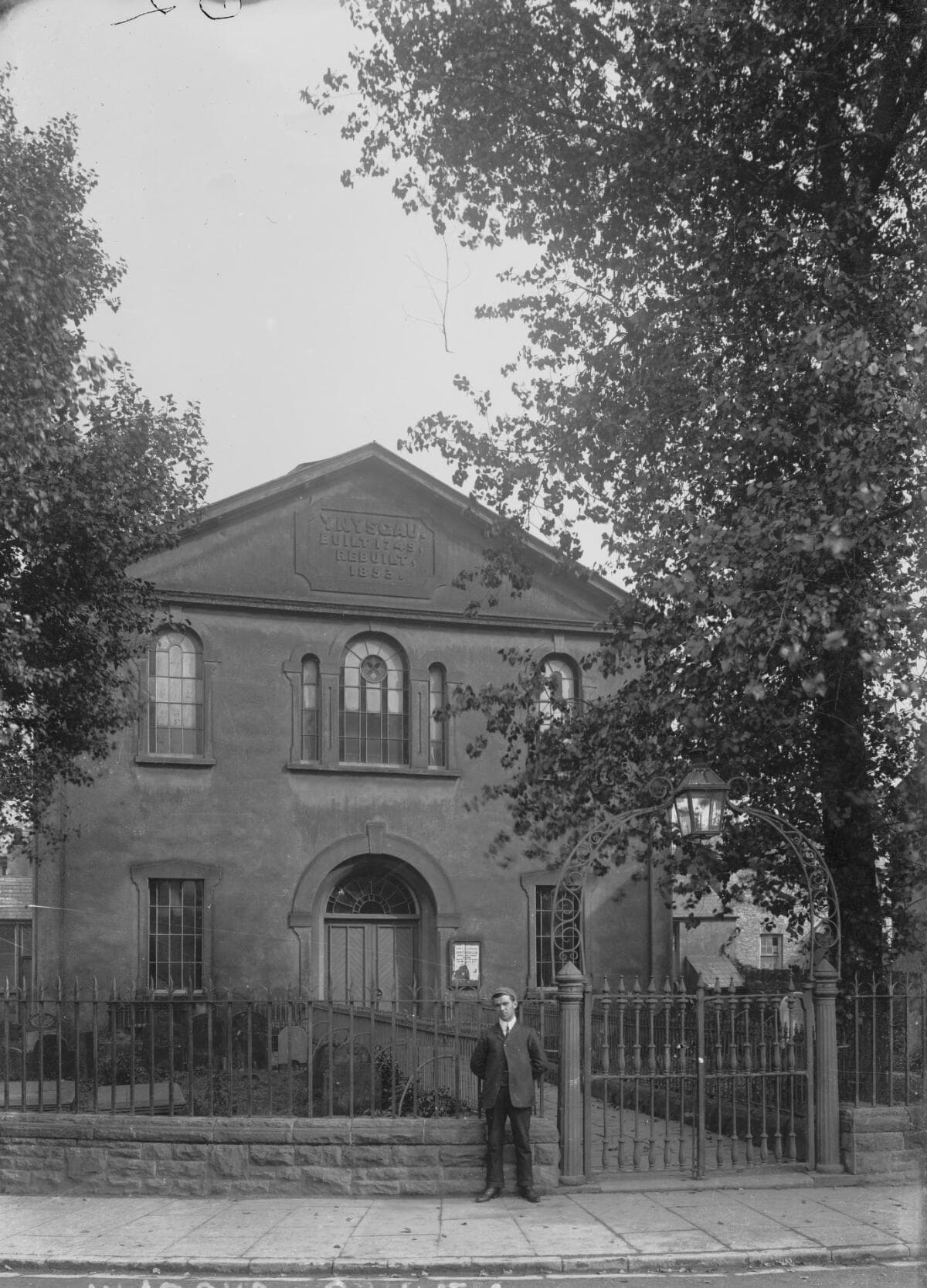 Ynysgau Chapel
