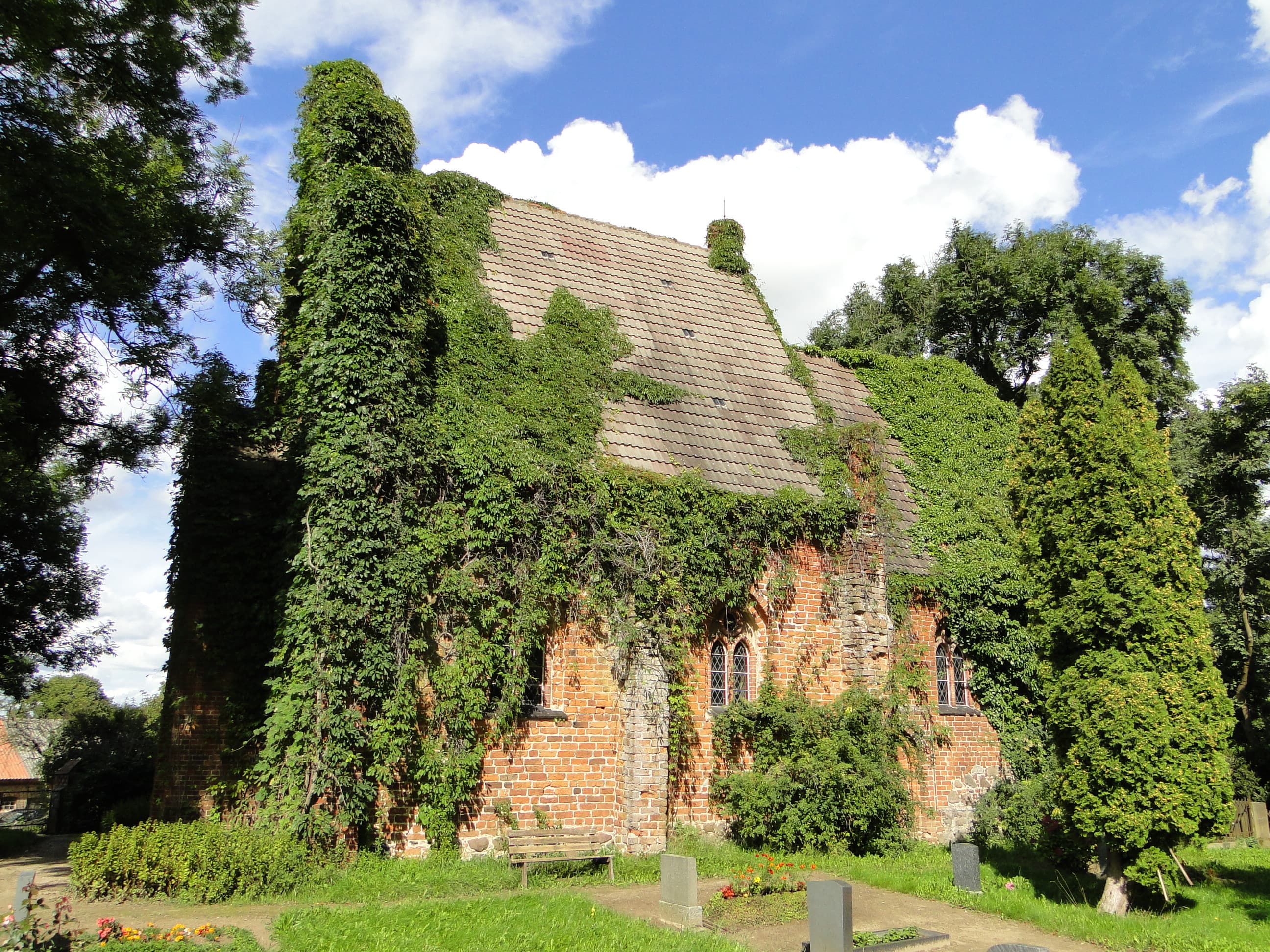 Church in Zahren