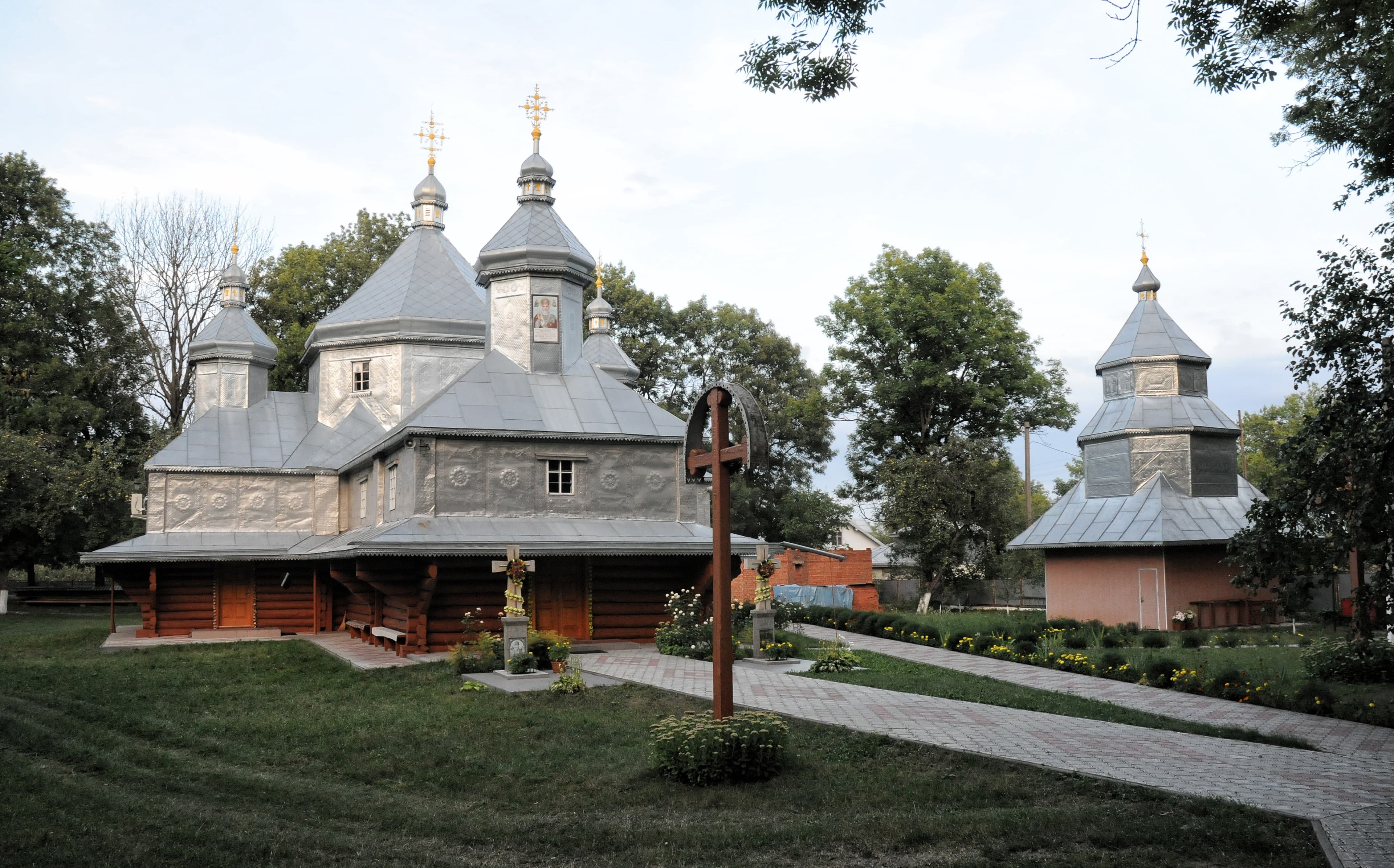 Church of the Translation of the Relics of Saint Nicholas, Horishnie Zaluchia