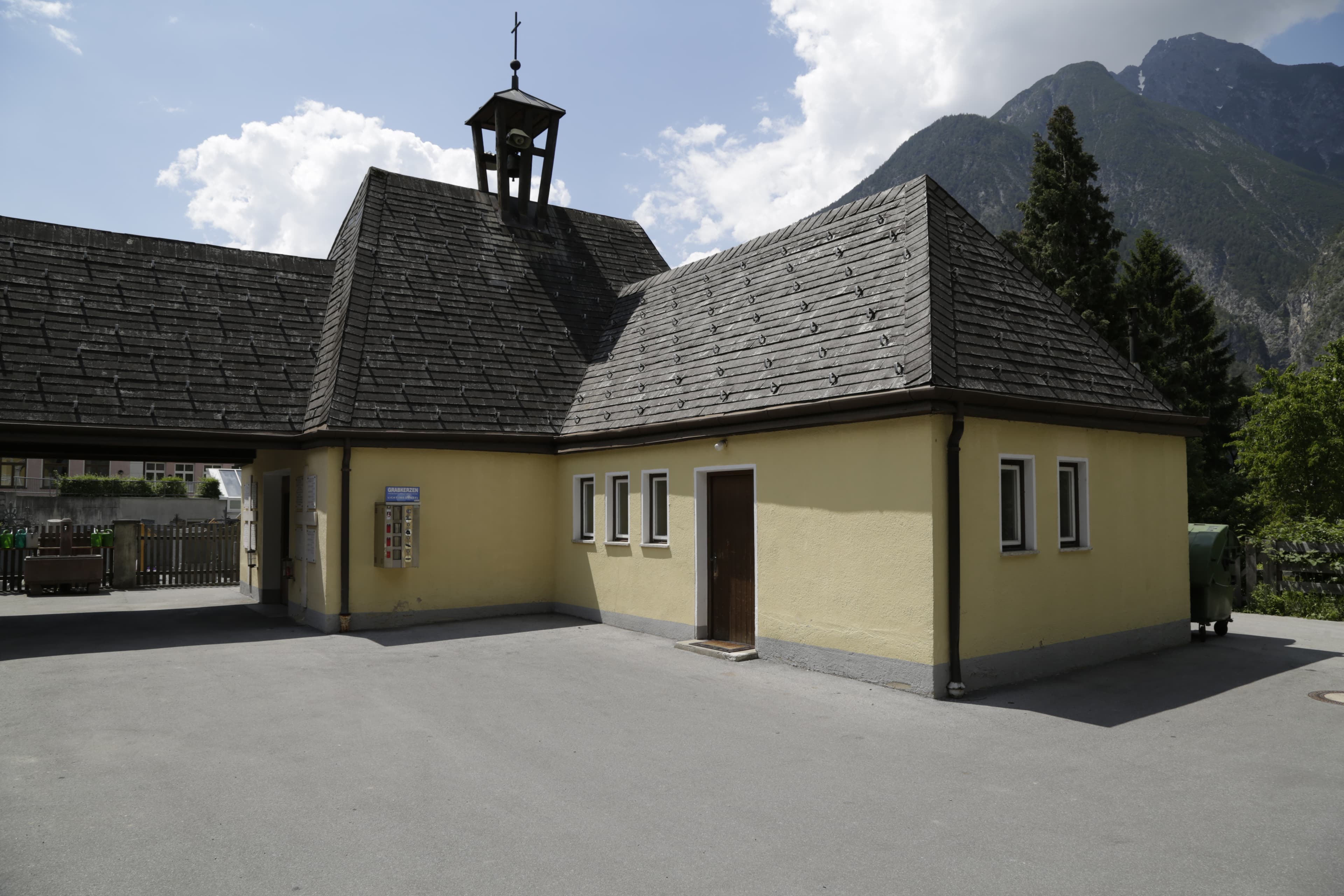 Aufbahrungshalle Zams