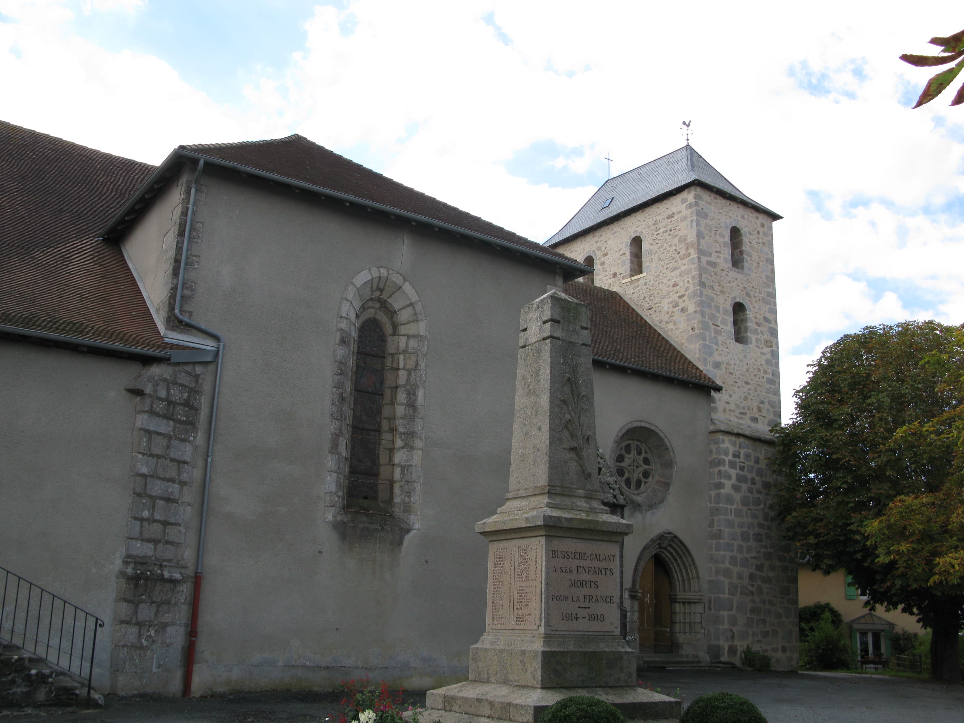 Église de l'Ordination-de-Saint-Martin de Bussière-Galant