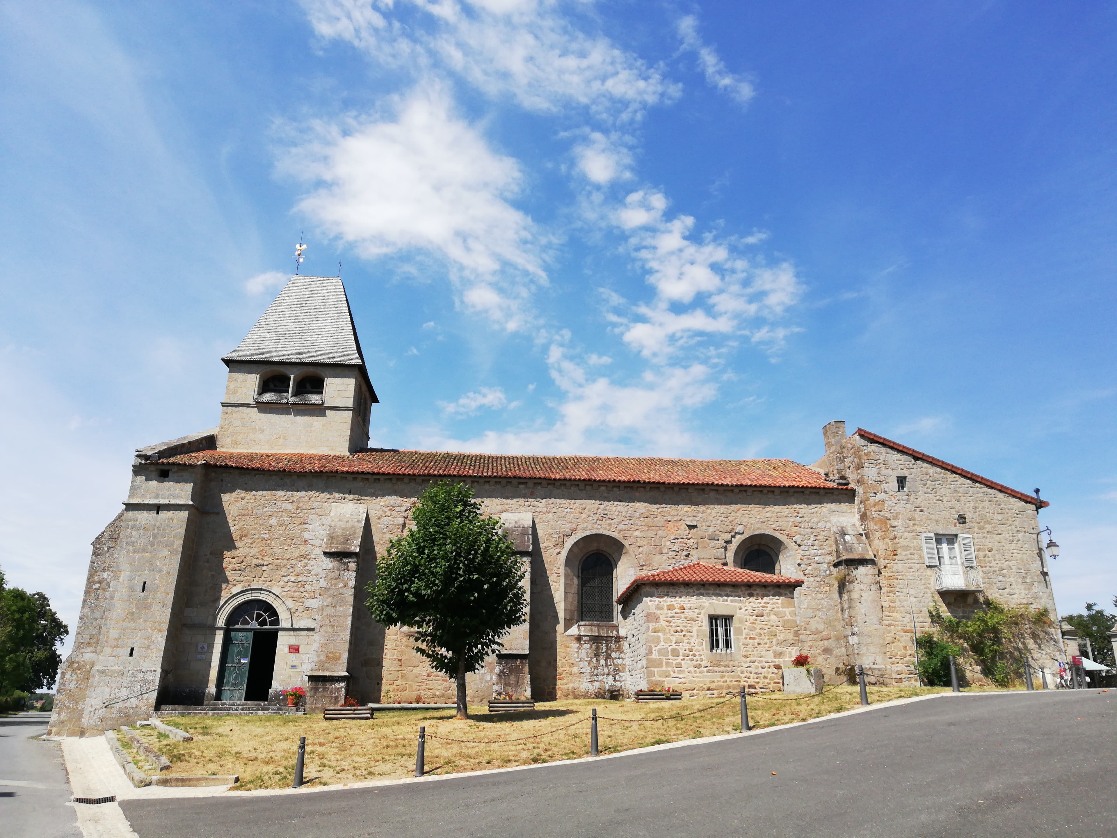 église Saint-Silvain de Saint-Silvain-Bellegarde