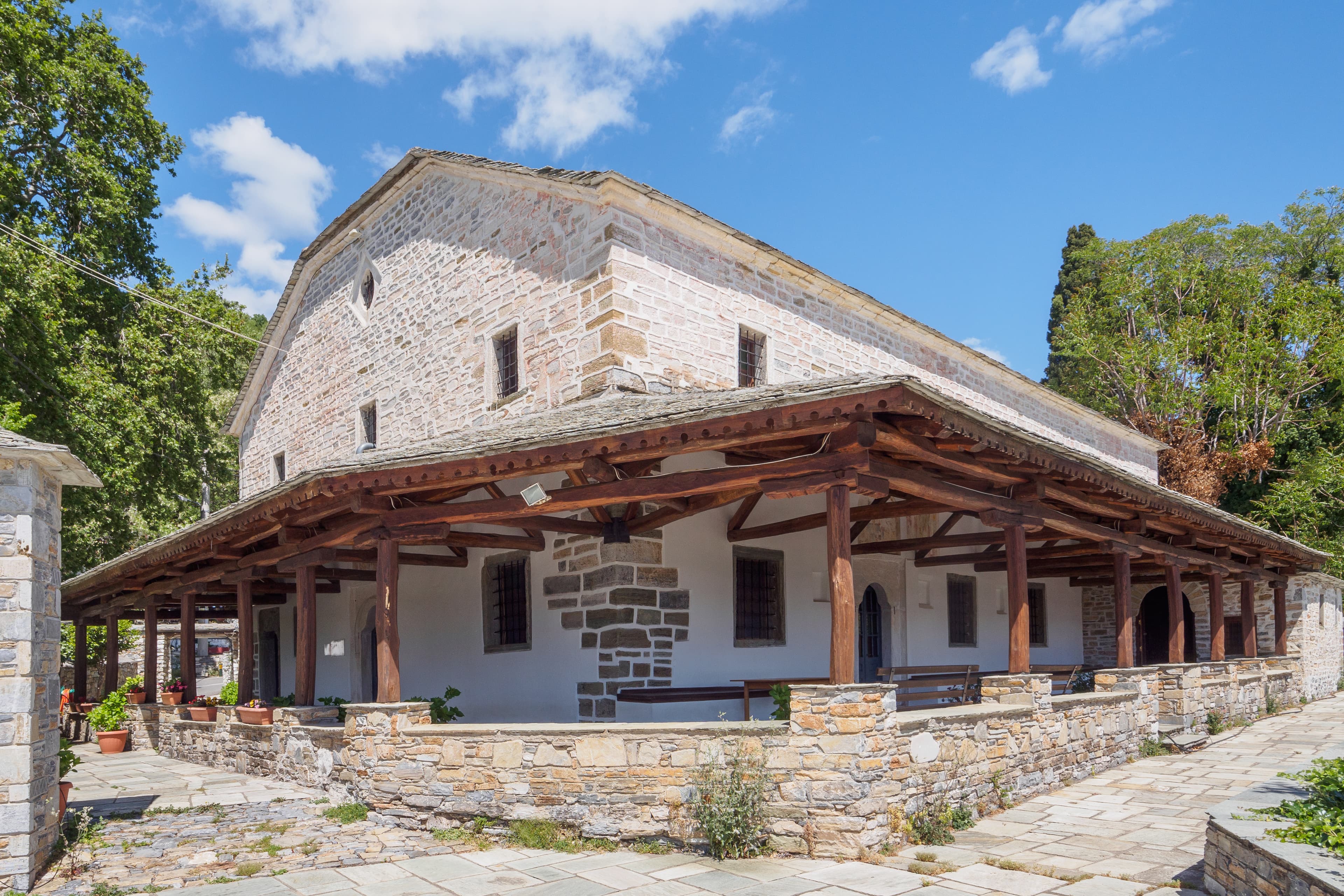 Church of Zoodochou Pigis, Vyzitsa