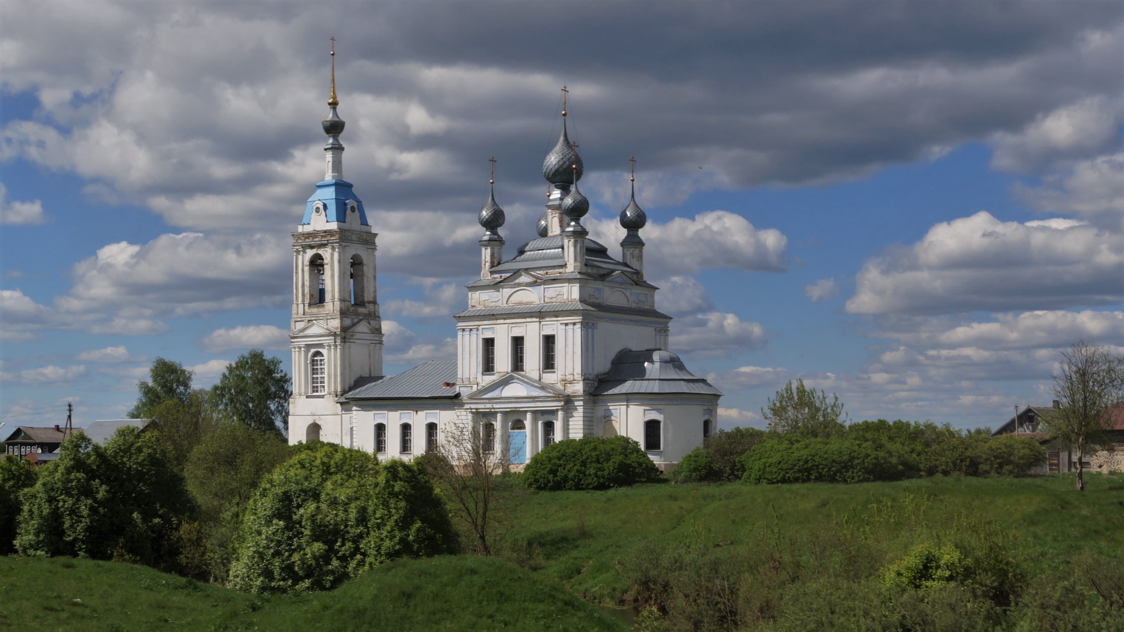 Church of the Nativity of the Theotokos (Savinskoe)