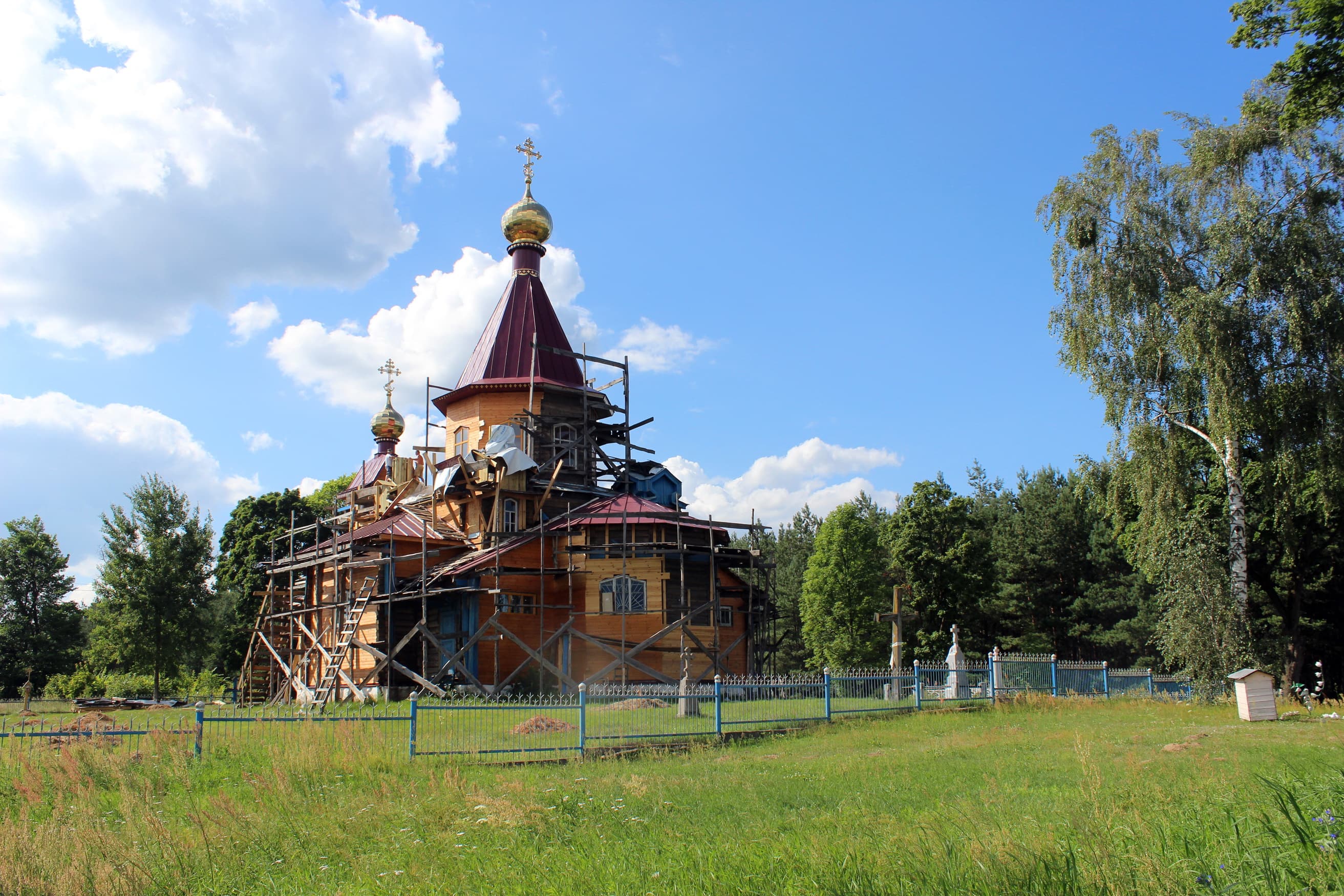 Exaltation of the Holy Cross Orthodox church in Amielianiec