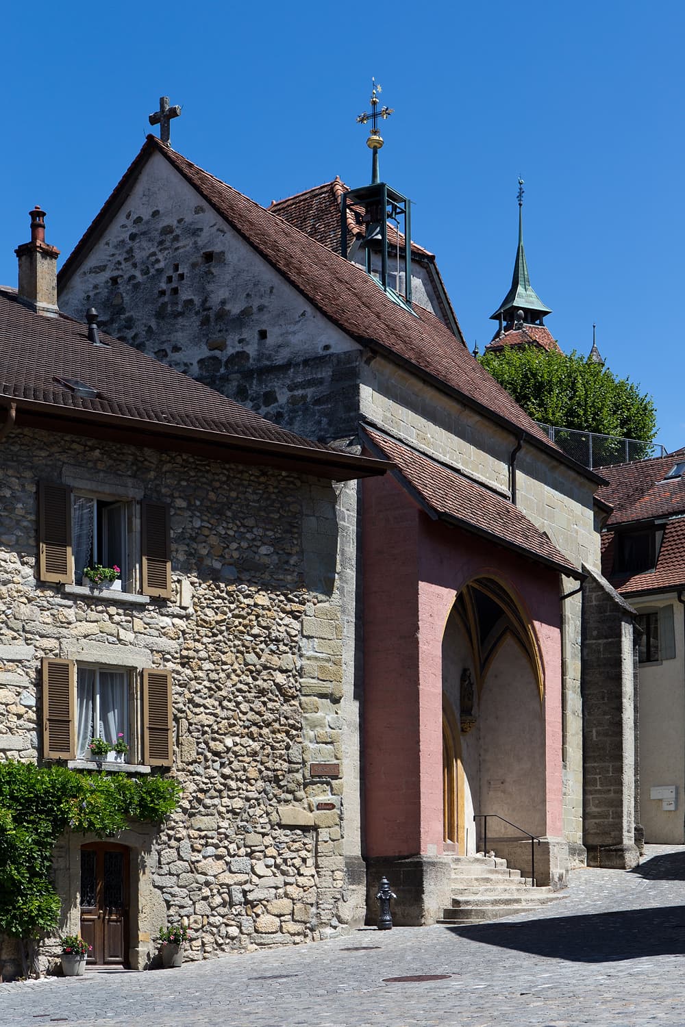 Sainte-Marguerite-et-Notre-Dame-de-Compassion chapel known as the Rive chapel