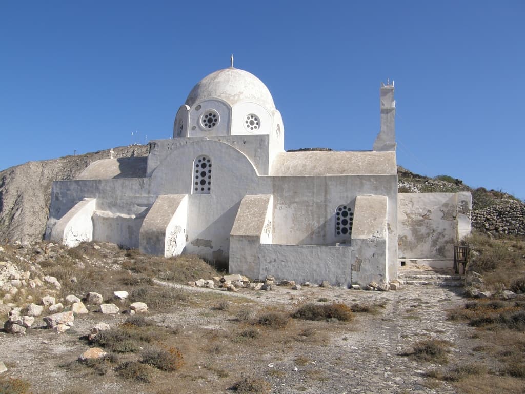 Church of Agioi Apostoloi, Pyrgos Kallistis