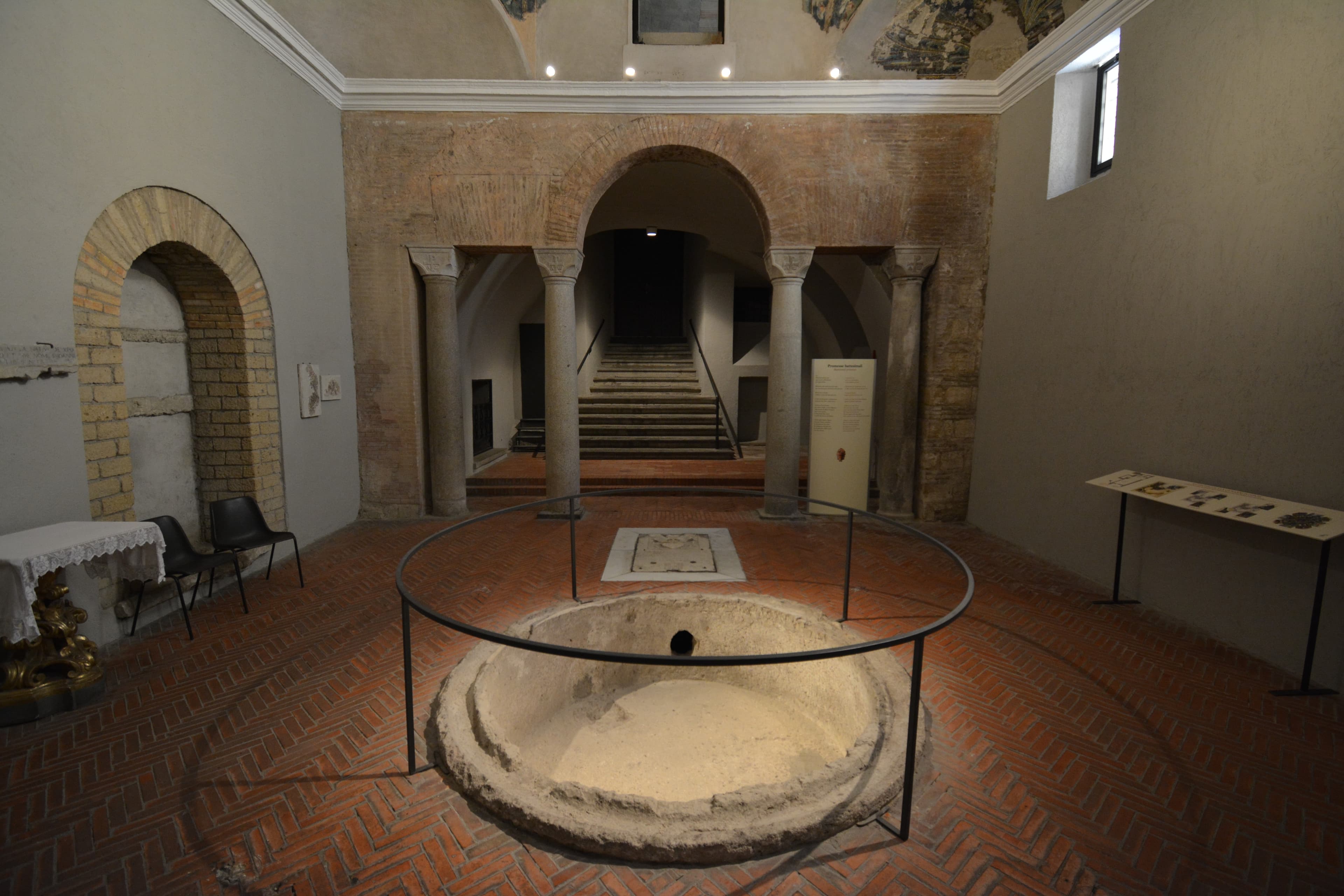 Baptistrery of San Giovanni in Fonte (Naples)