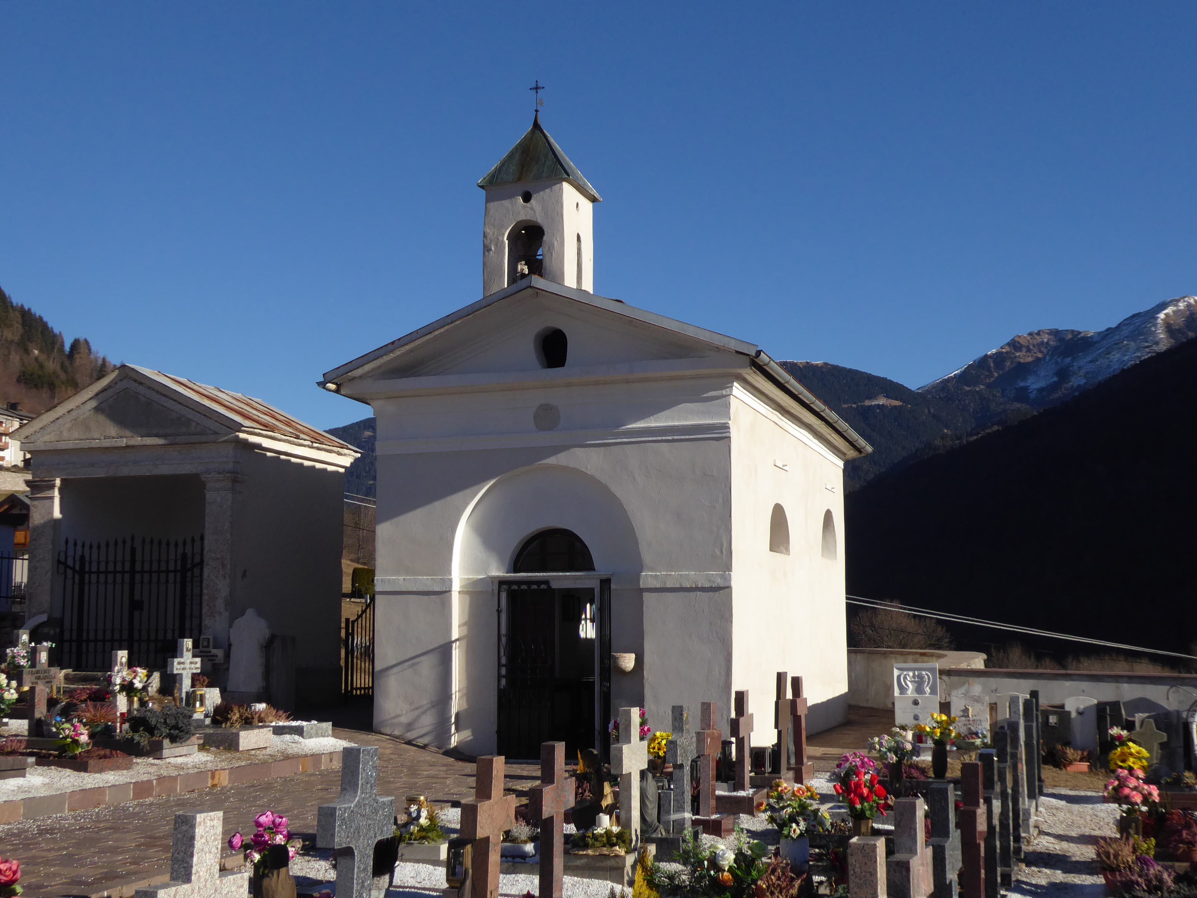 Crucifix chapel