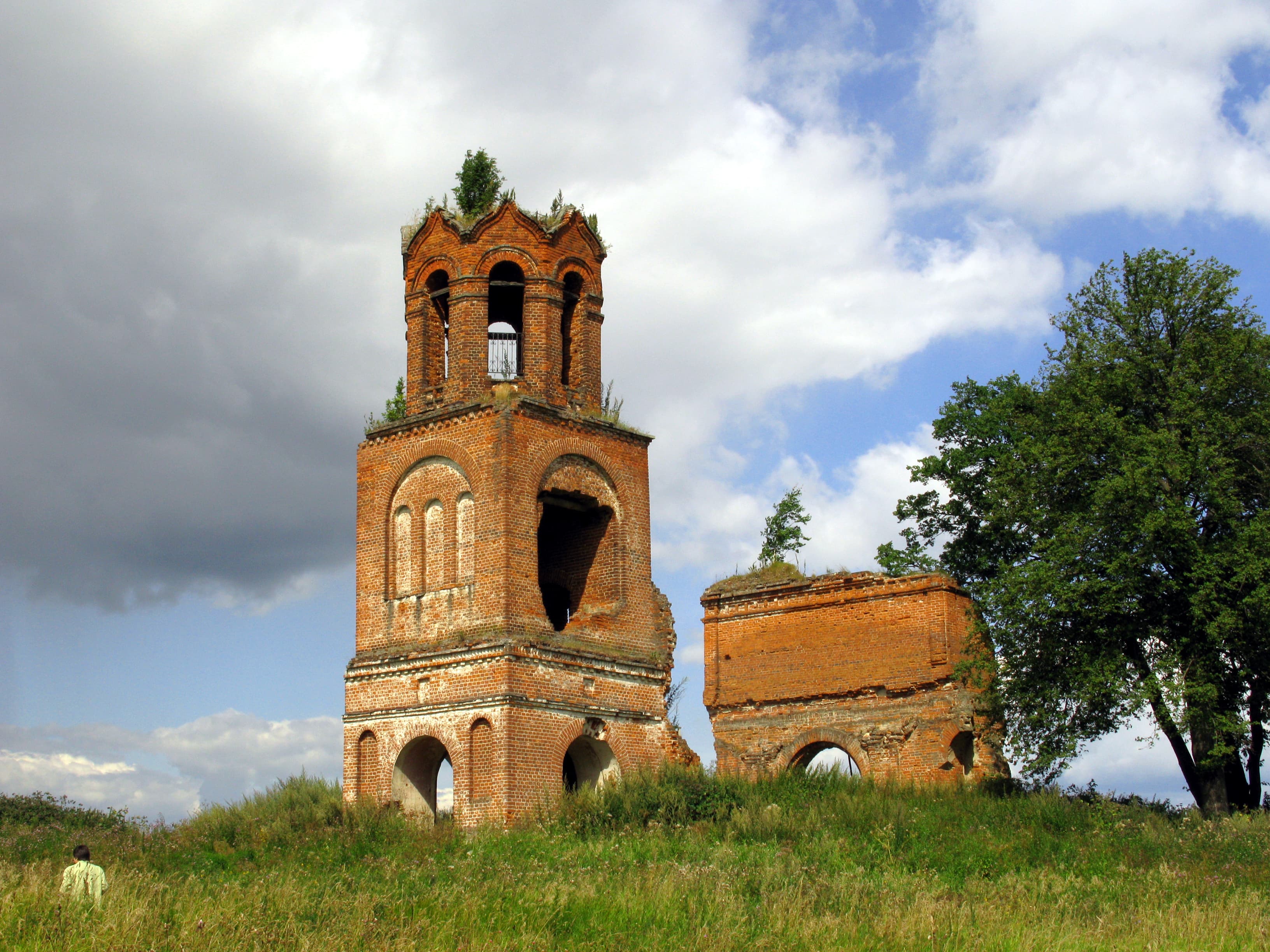 Church of Saint Nicholas in Likhachyovo