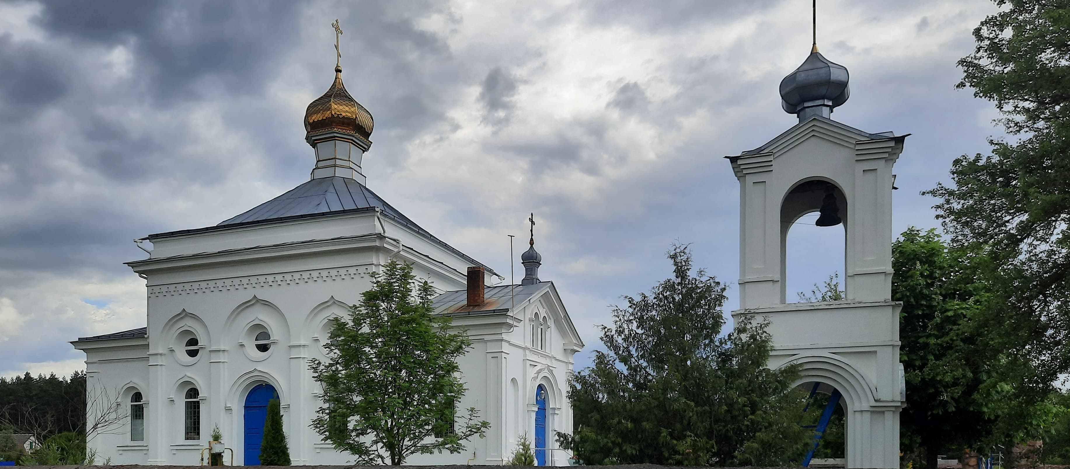Church of the Nativity of the Virgin Mary in Navajeĺnia