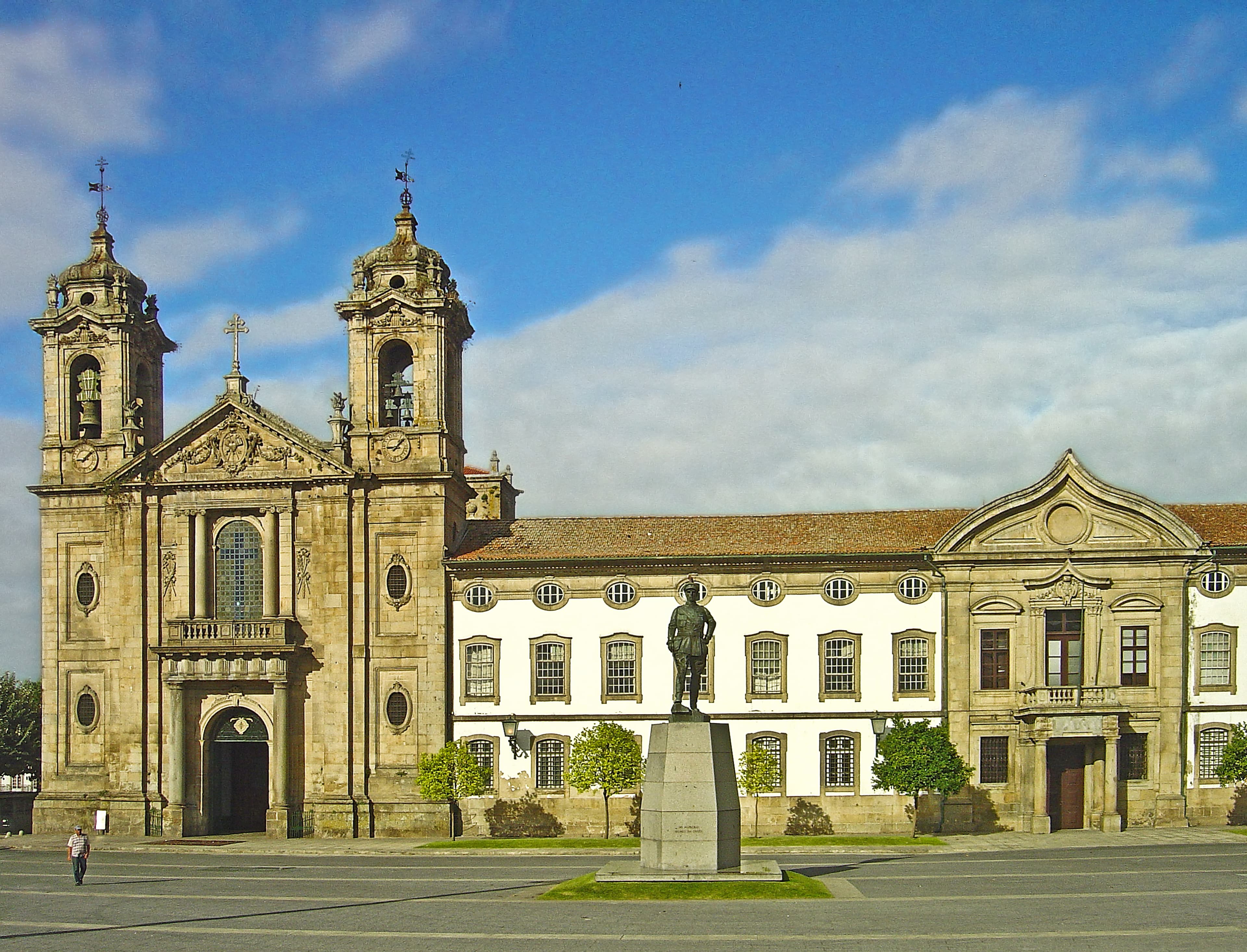 Igreja e Convento do Pópulo