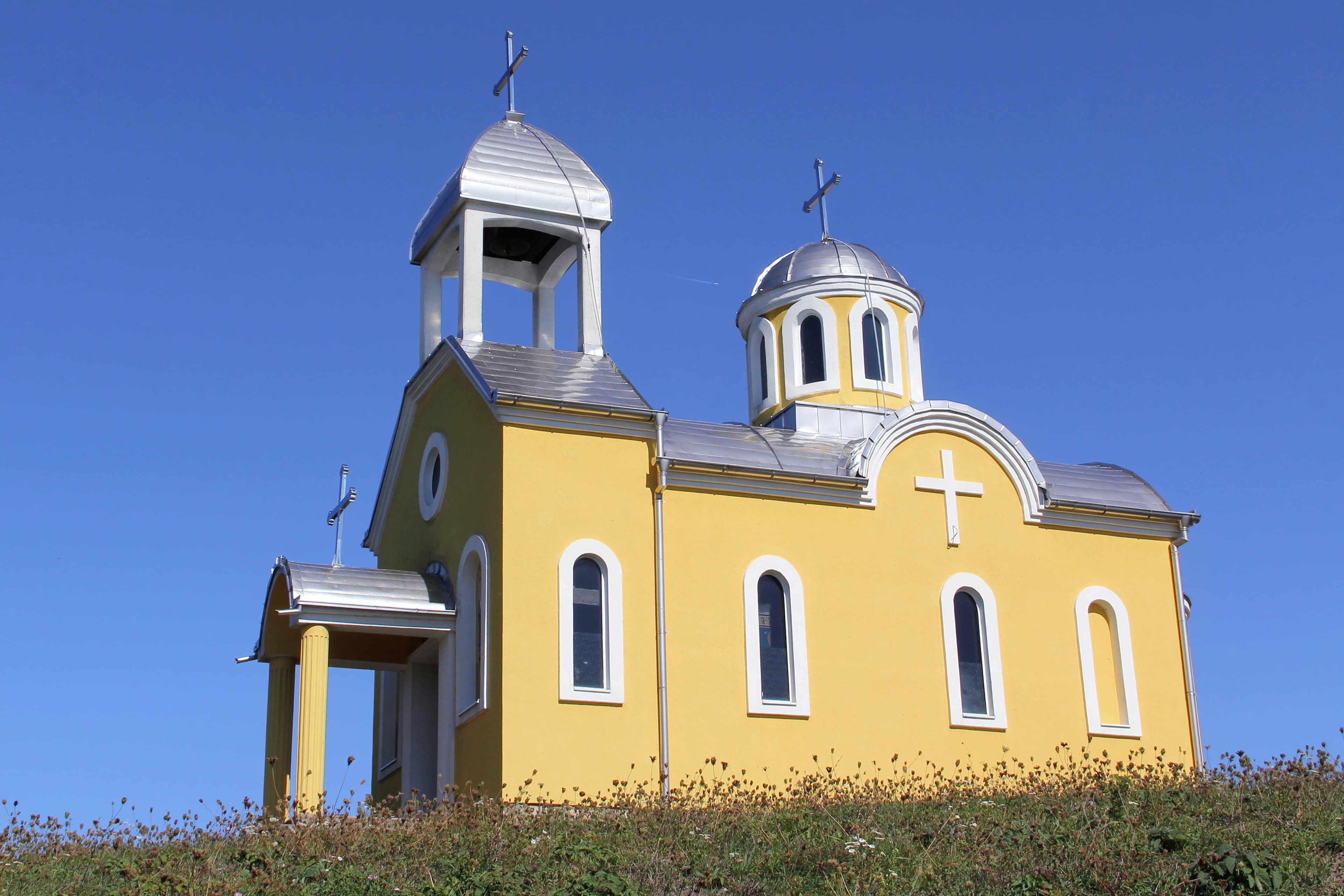 :Church of the Holy Apostles Peter and Paul in Grab