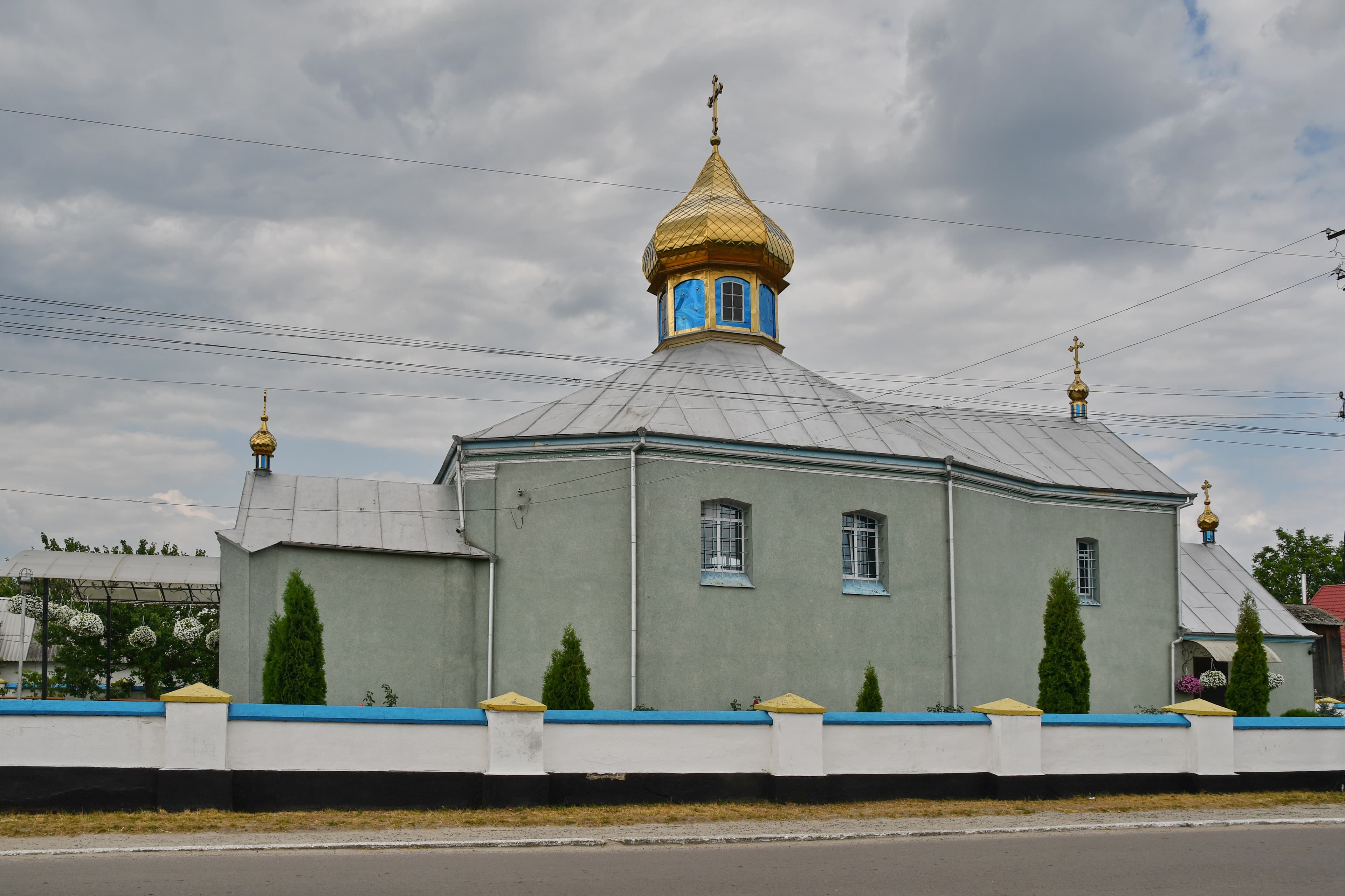 Exaltation of the Holy Cross church, Derazhne