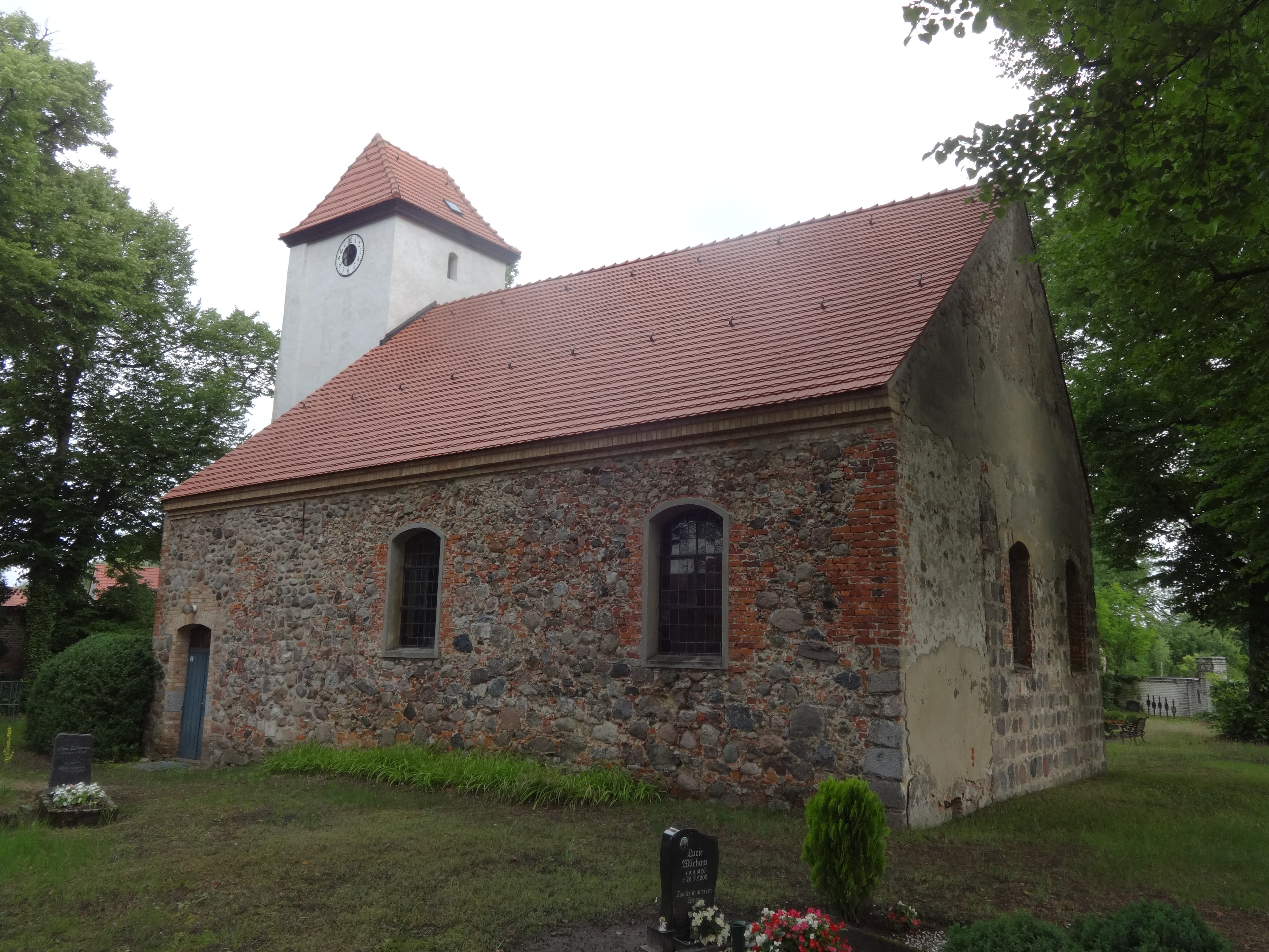 Kiekebusch village church