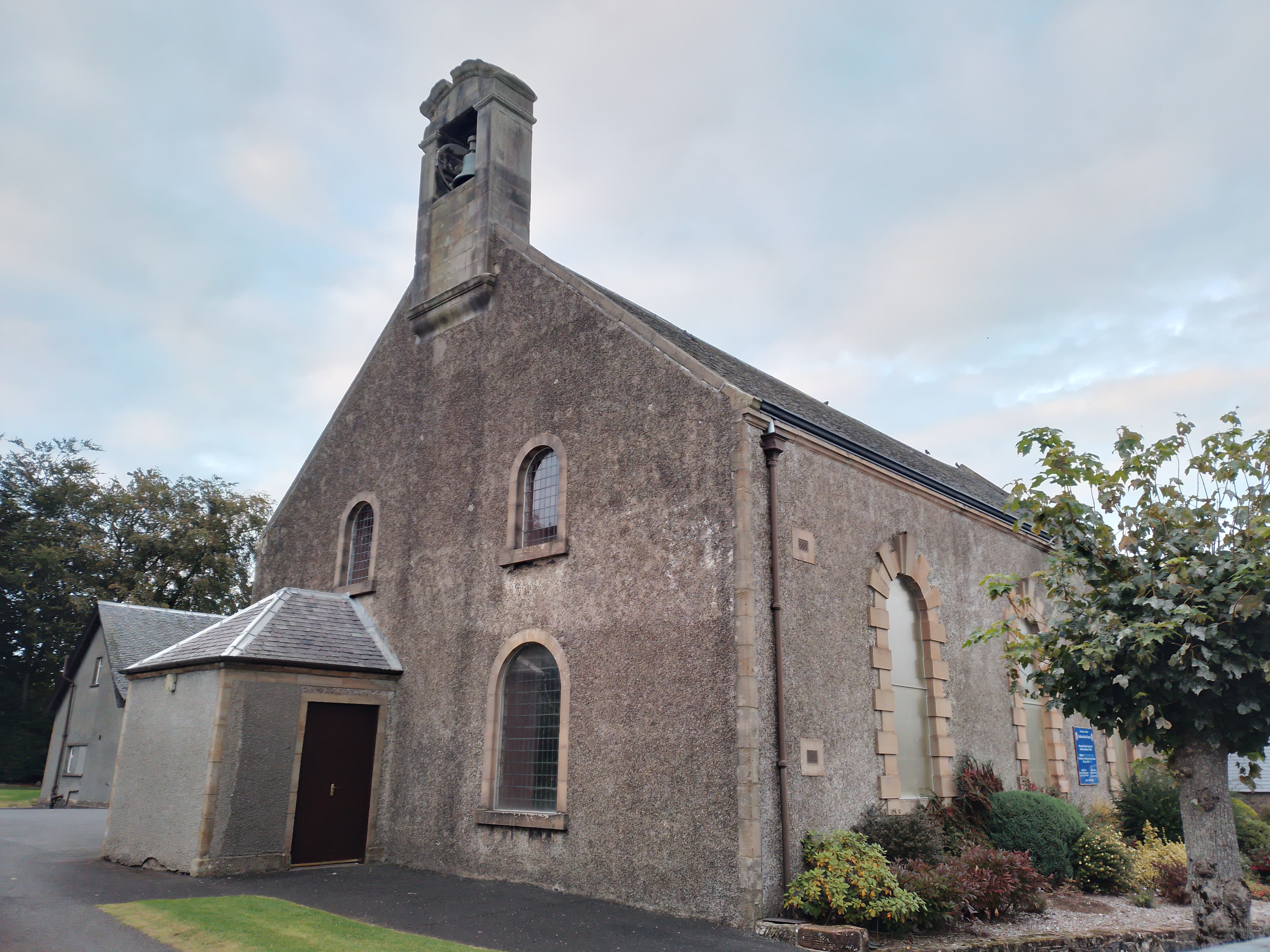 Ochiltree Parish Church, Main Street, Ochiltree