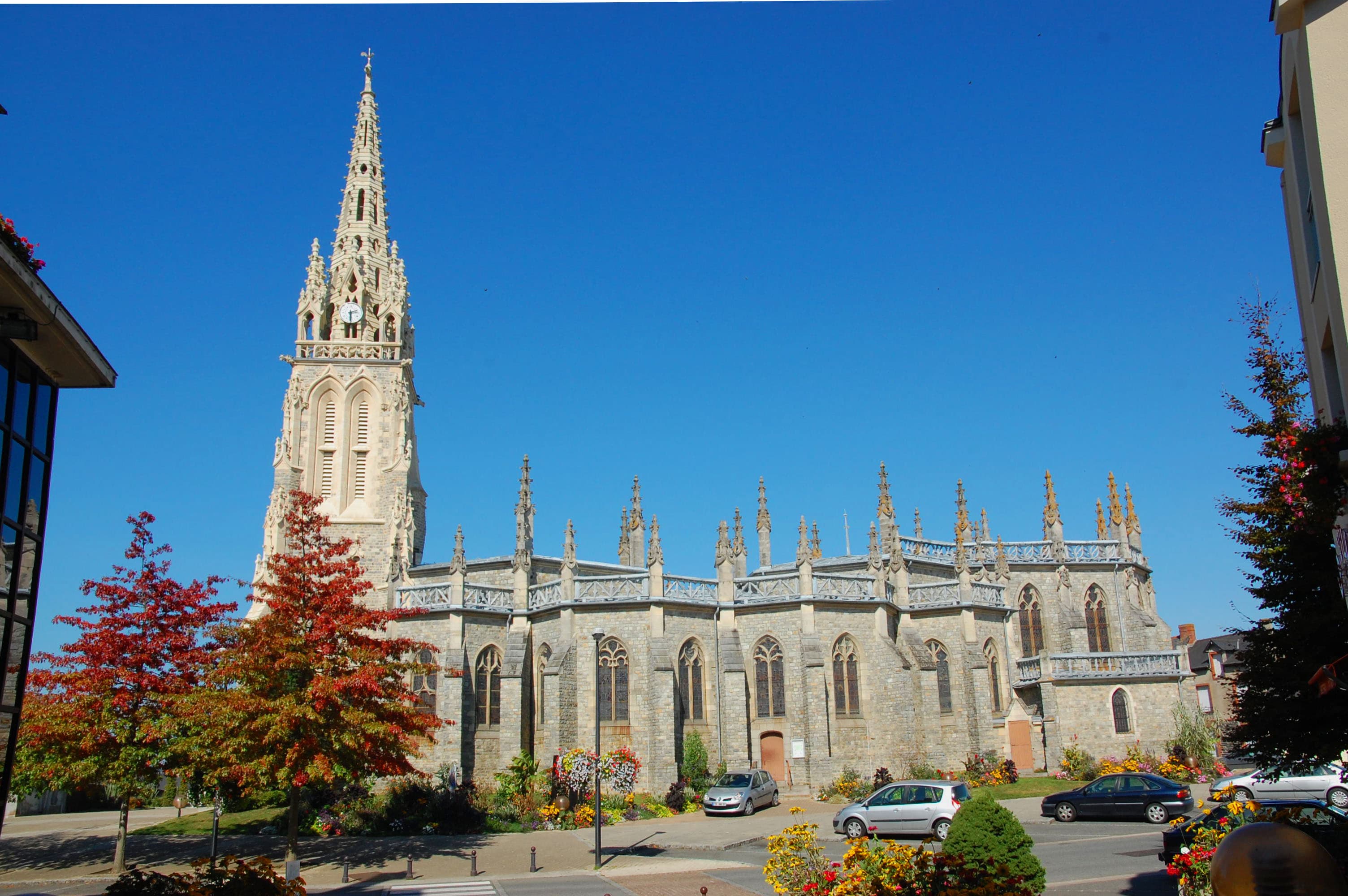 Église Saint-Pierre de Noyal-sur-Vilaine