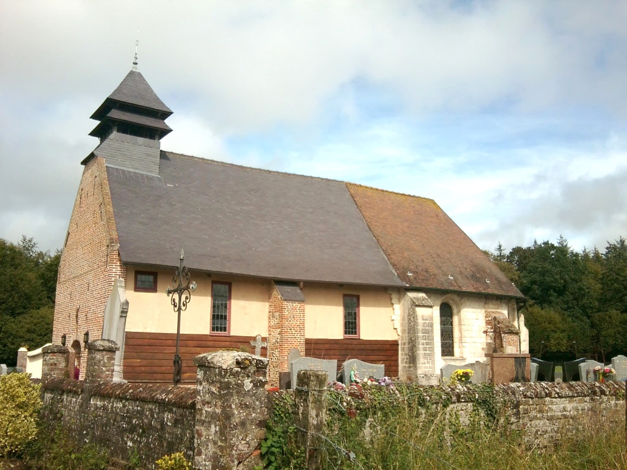Église de la Nativité-de-la-Vierge de Forest-l'Abbaye