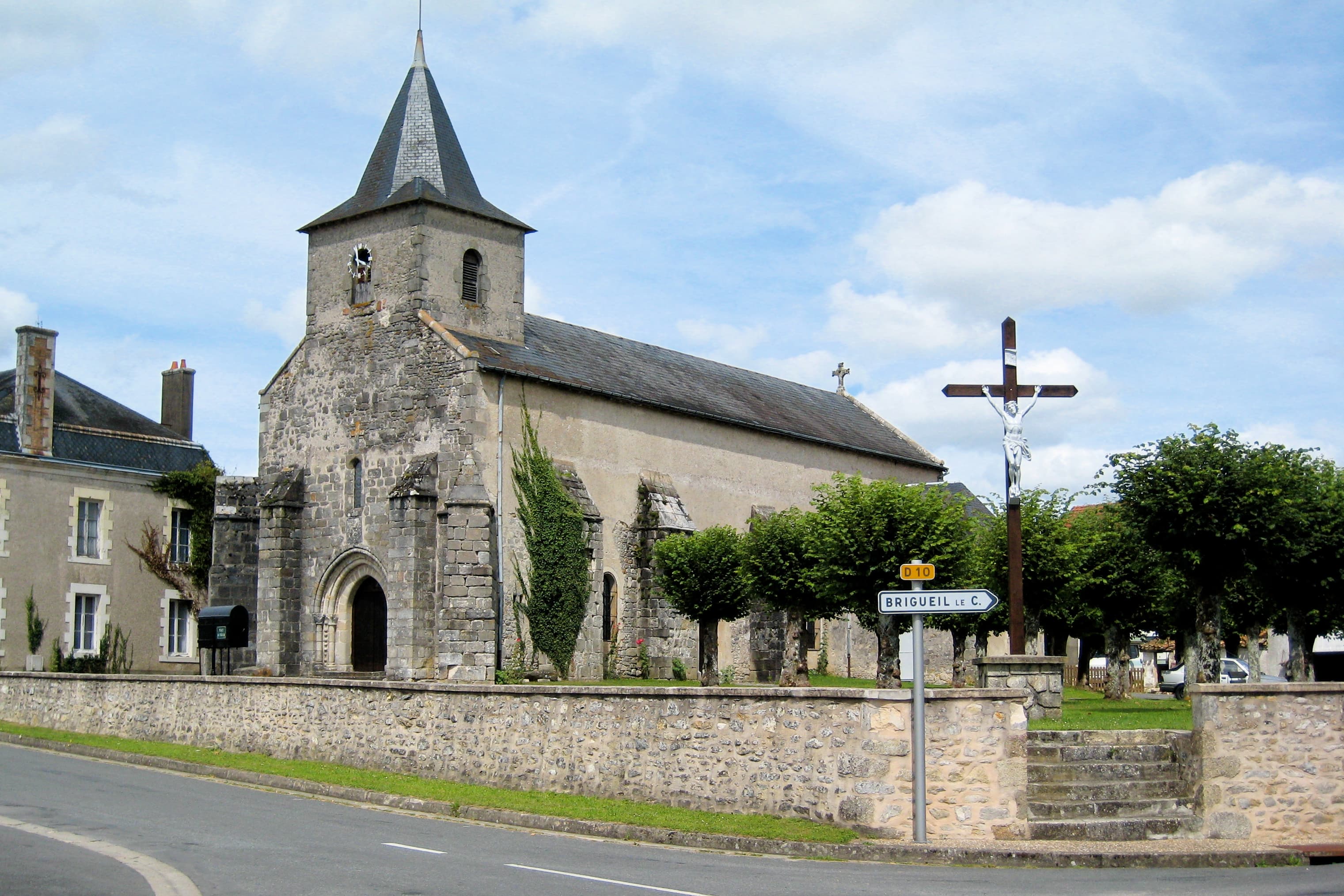Église Saint-Laurent de Bourg-Archambault