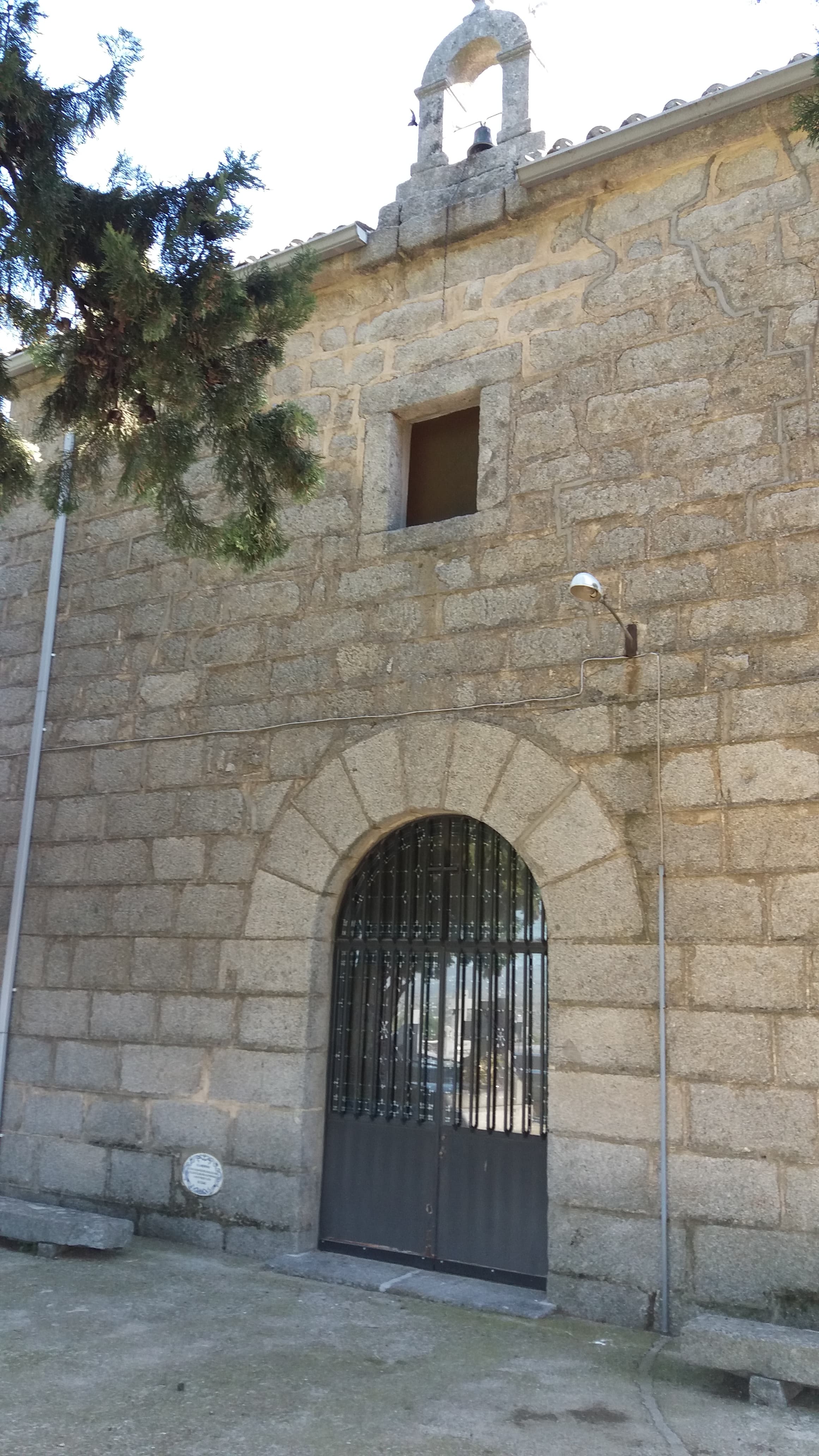 Ermita de la Paz del cementerio de Valdemorillo