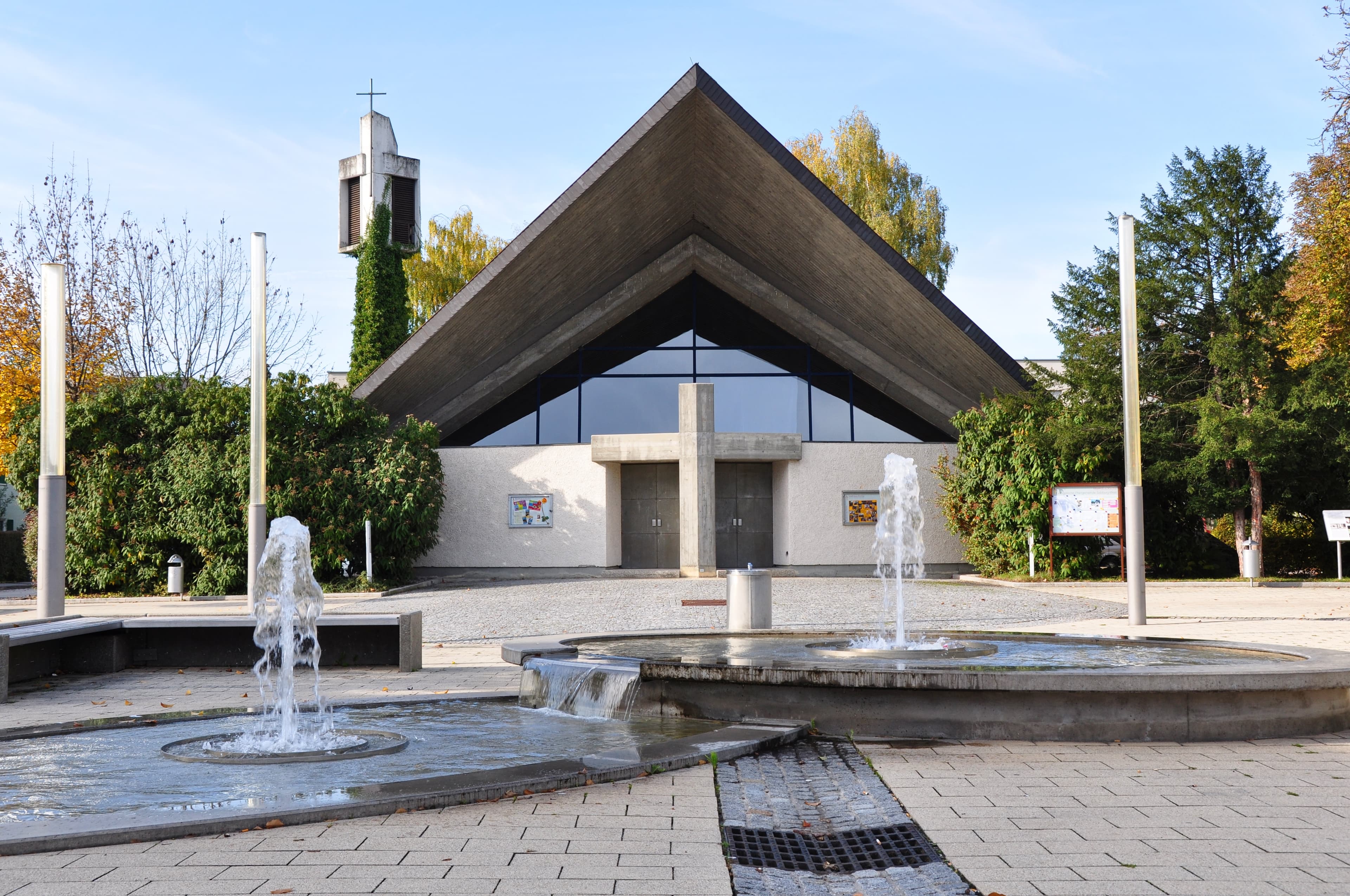 Matthäuskirche Salzburg-Taxham