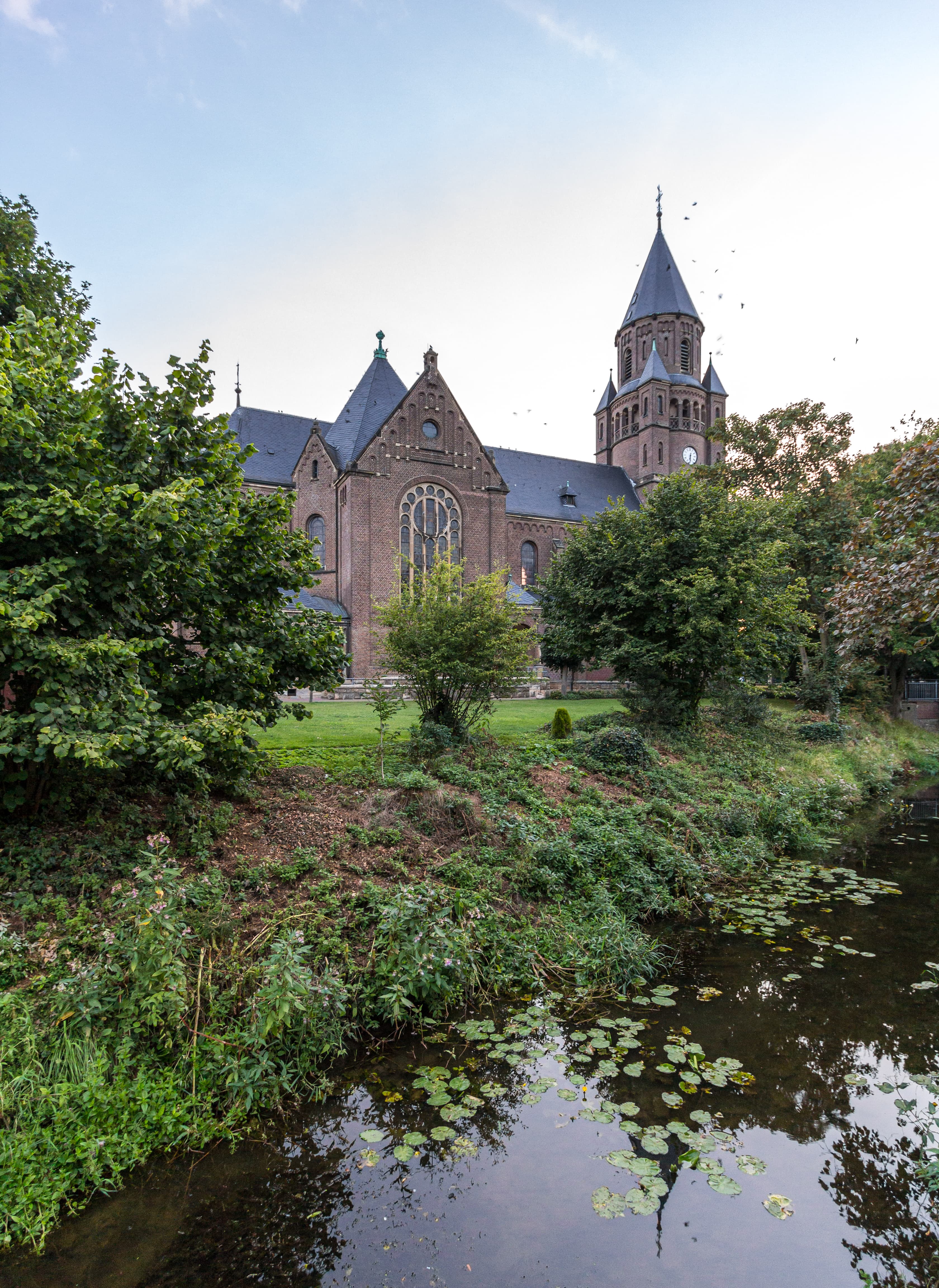 Saint George church (Hiddingsel)