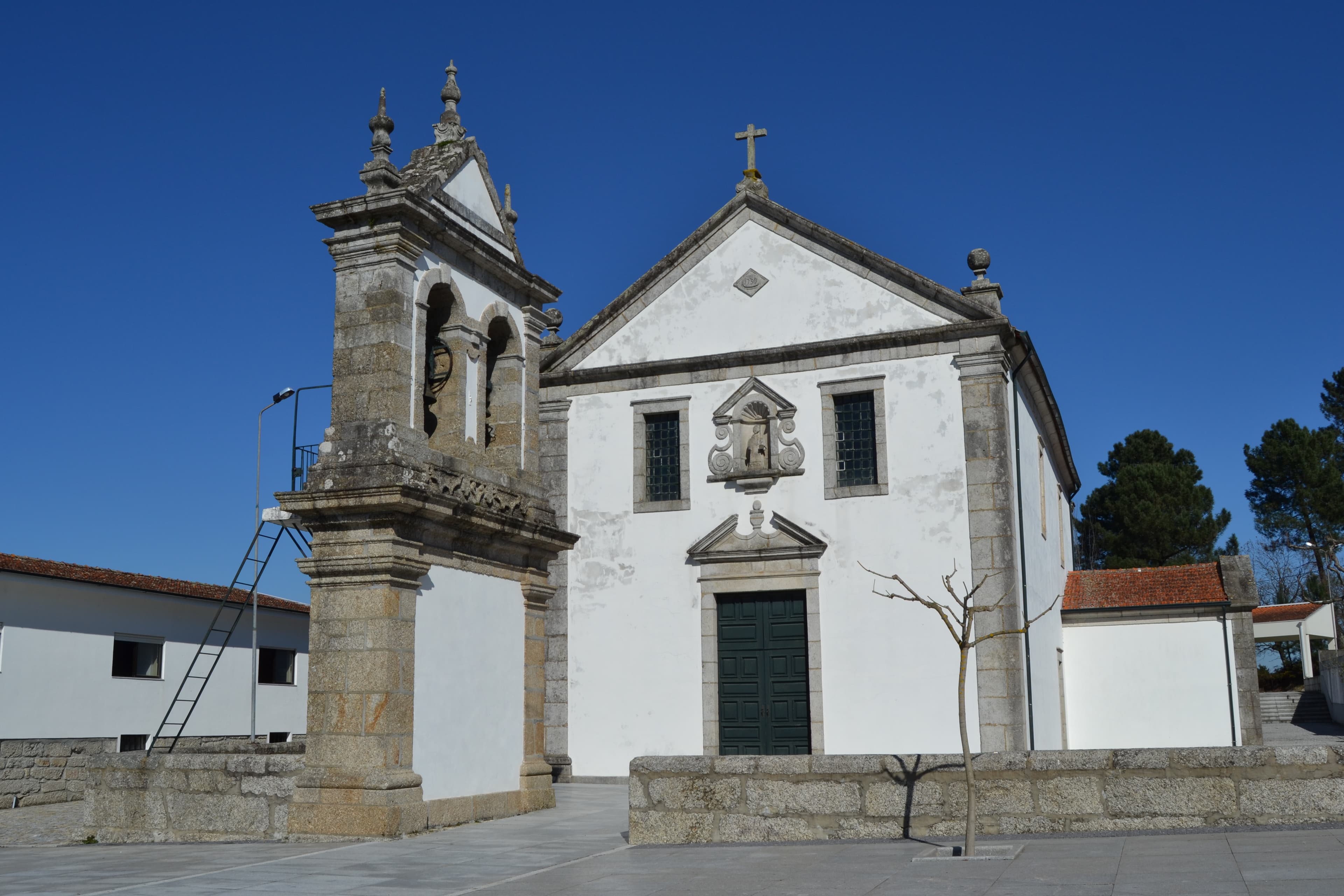 Igreja de São Lourenço de Pias