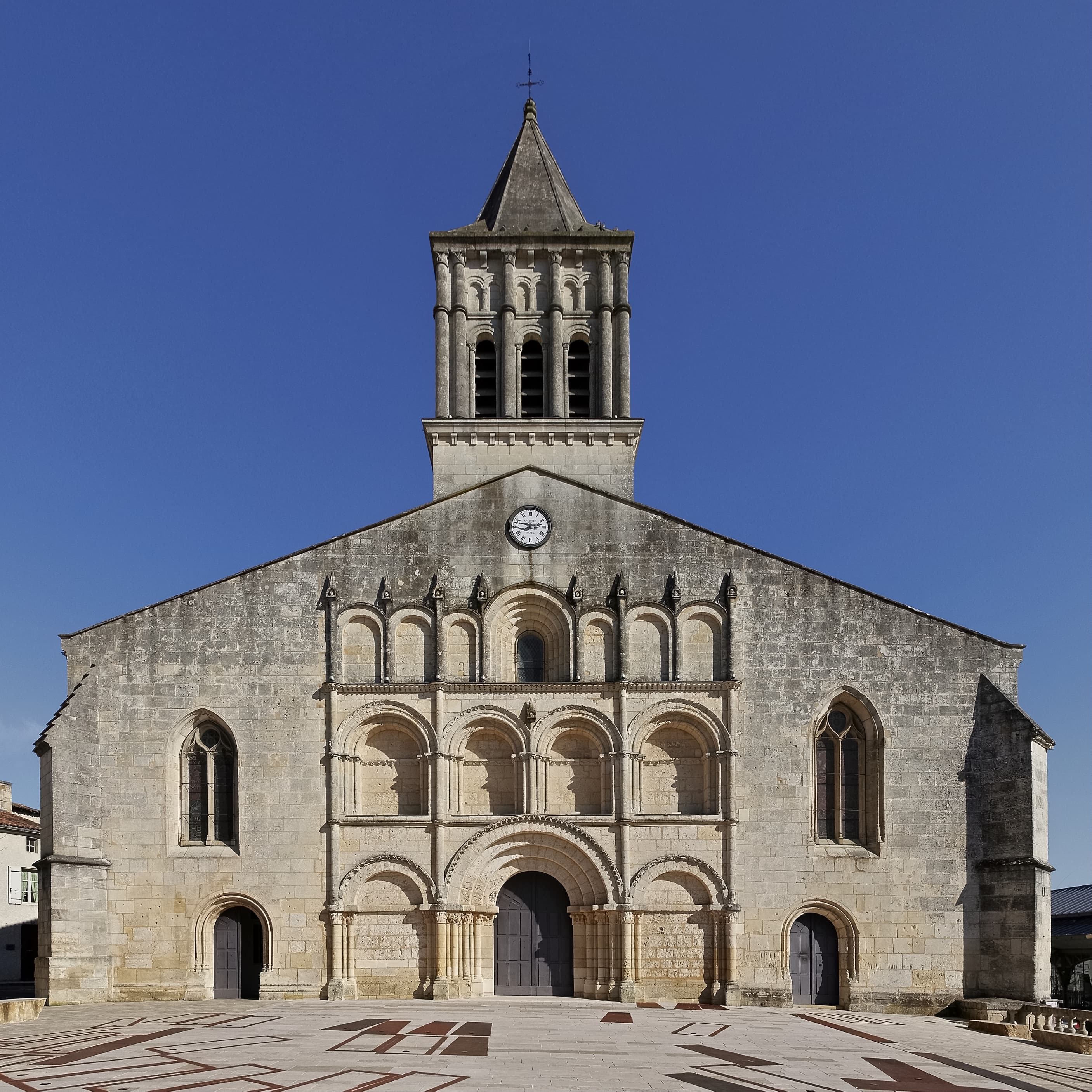 Église Saint-Gervais-et-Saint-Protais